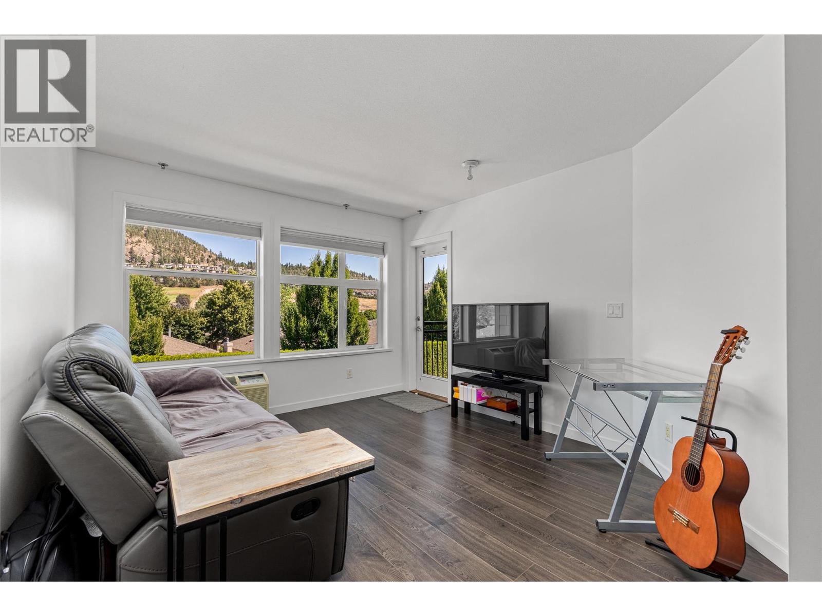 567 Yates Road Unit# 307