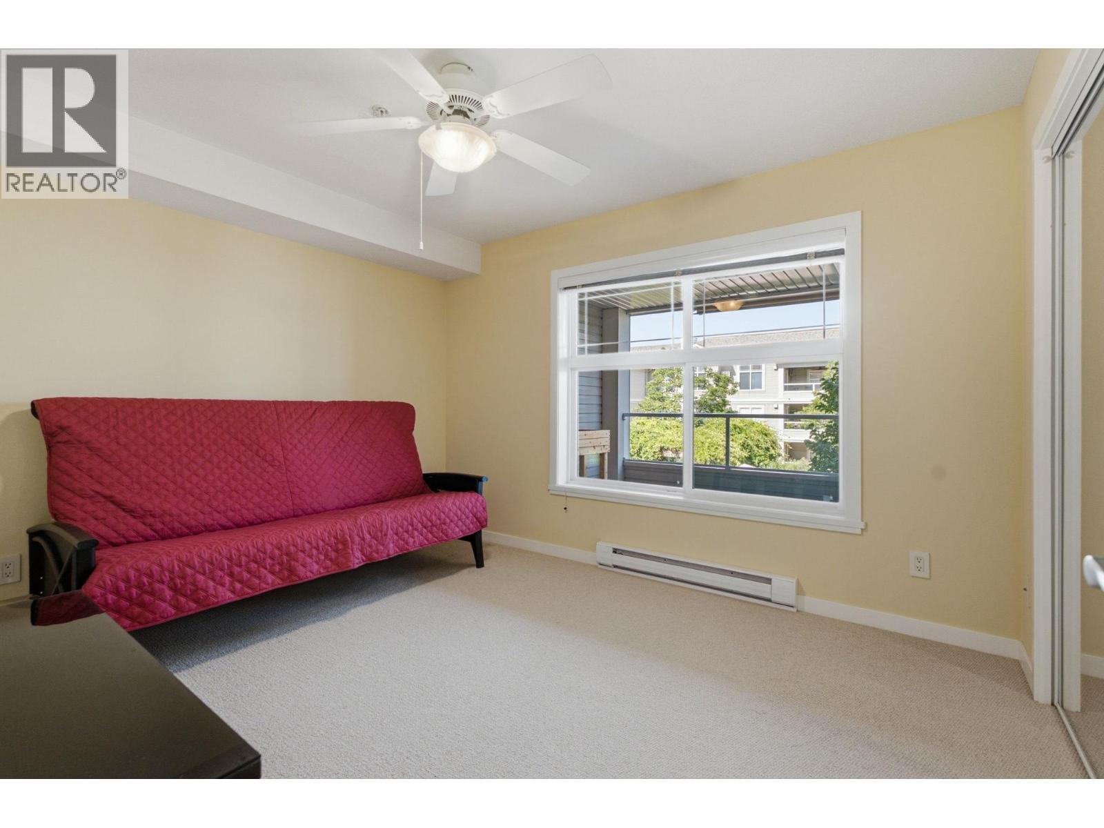 515 Houghton Road Unit# 220