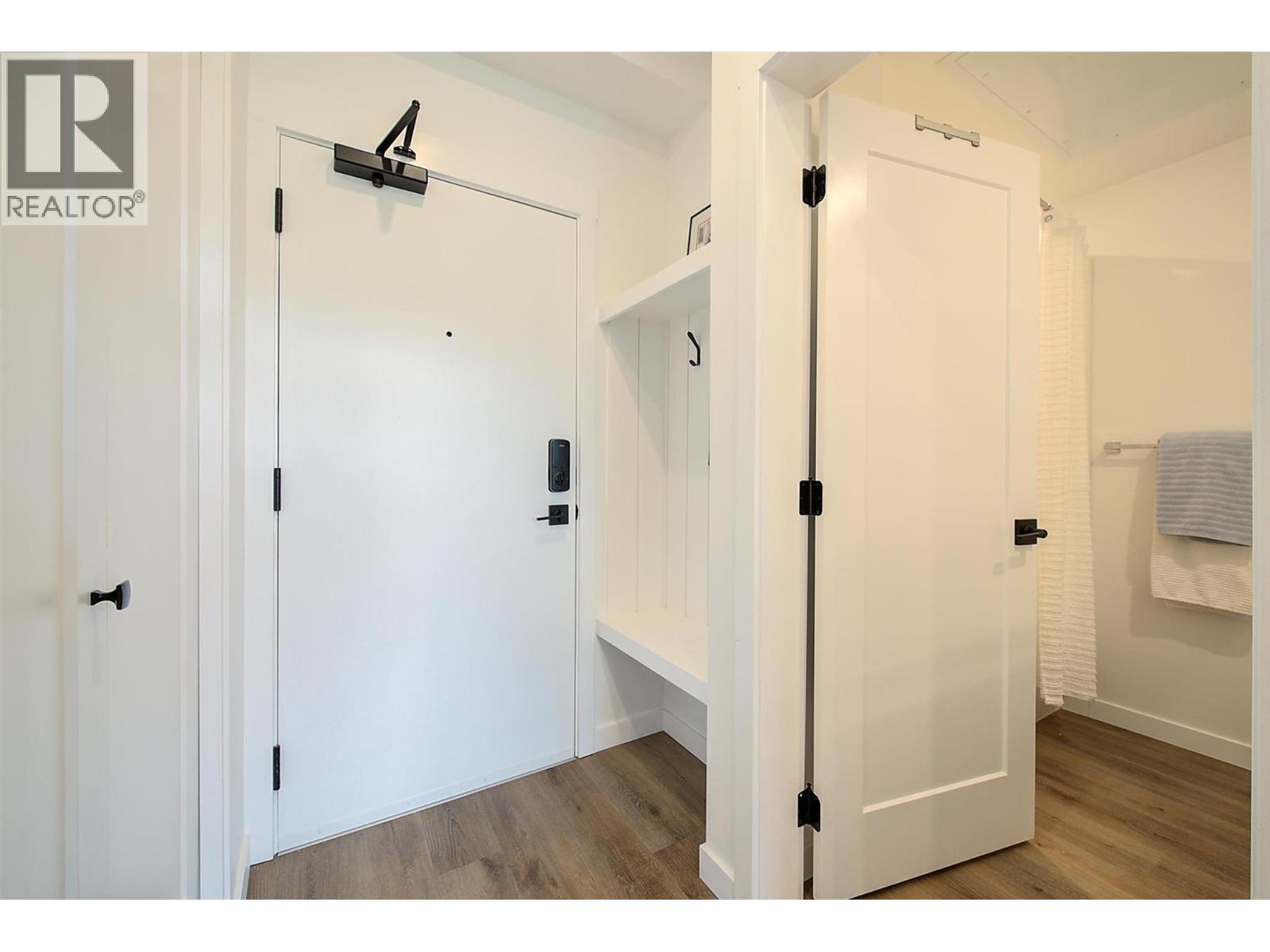 1274 Devonshire Avenue Unit# 405