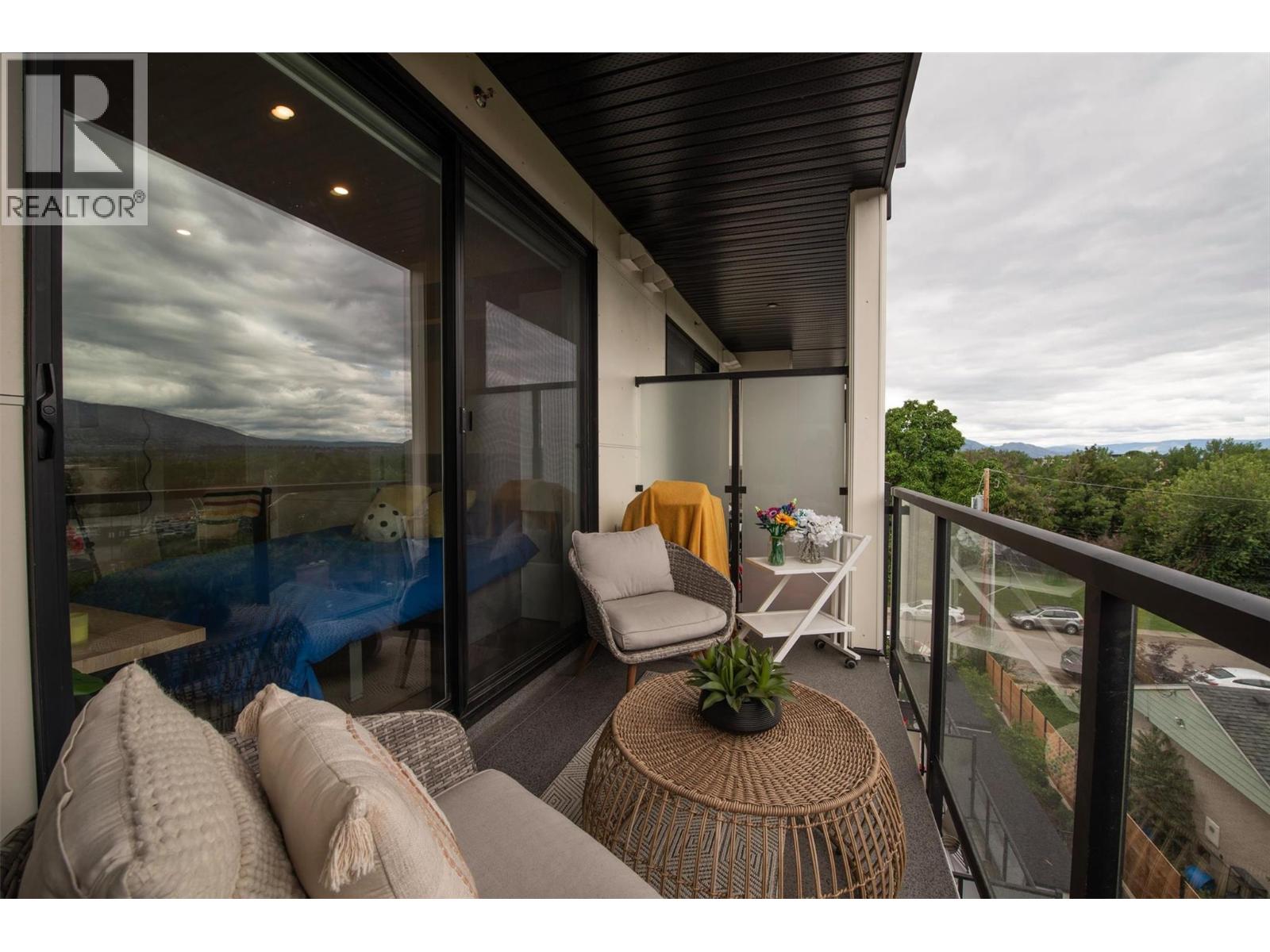 1274 Devonshire Avenue Unit# 405