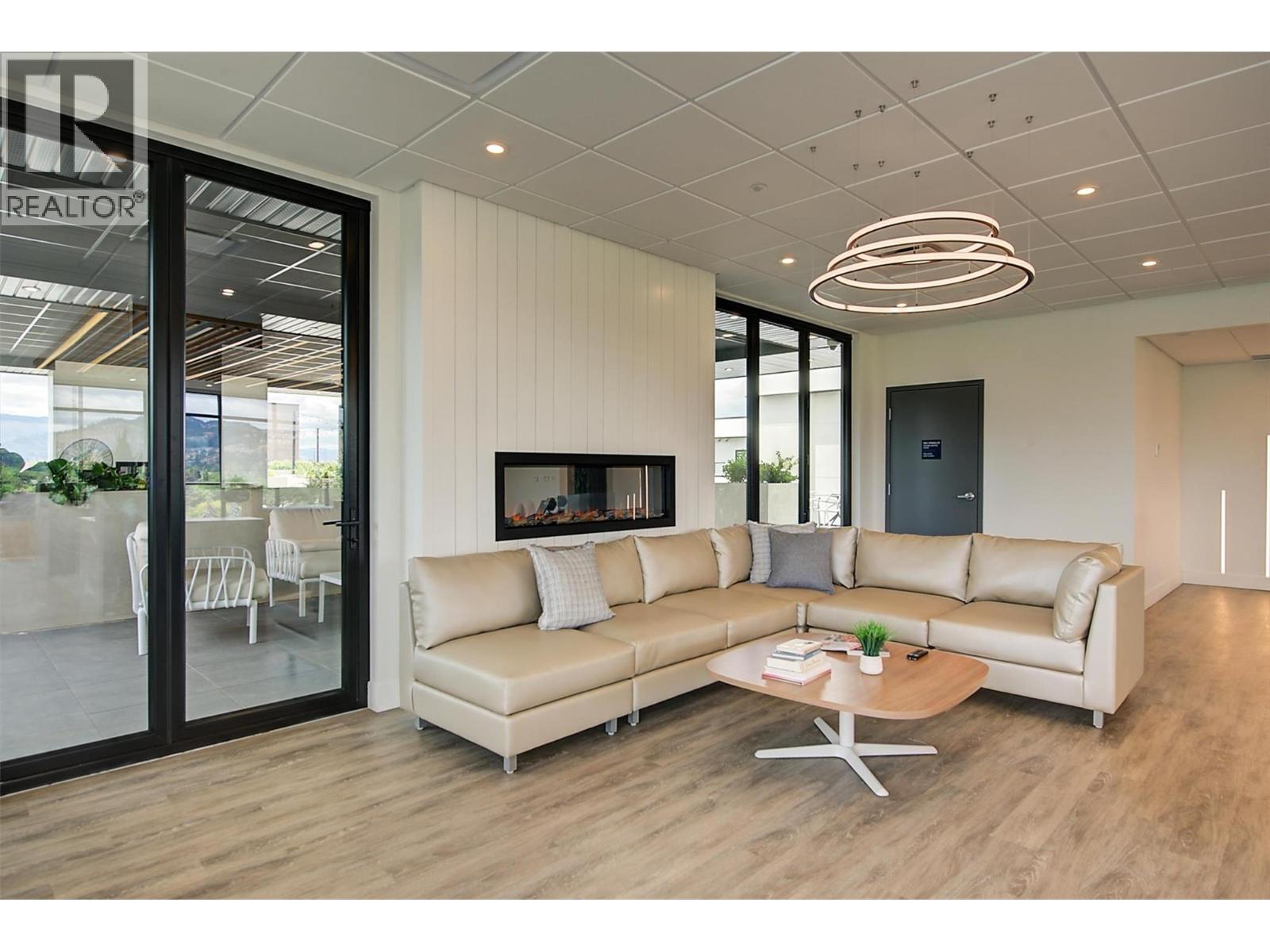 1274 Devonshire Avenue Unit# 405