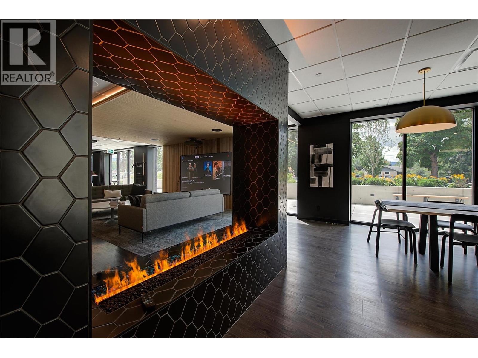 1274 Devonshire Avenue Unit# 405