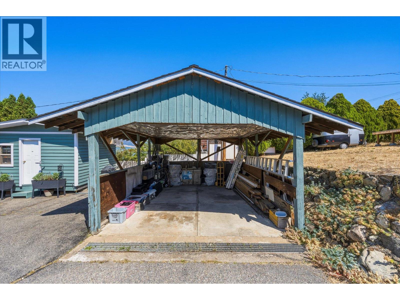 13890 Oyama Road