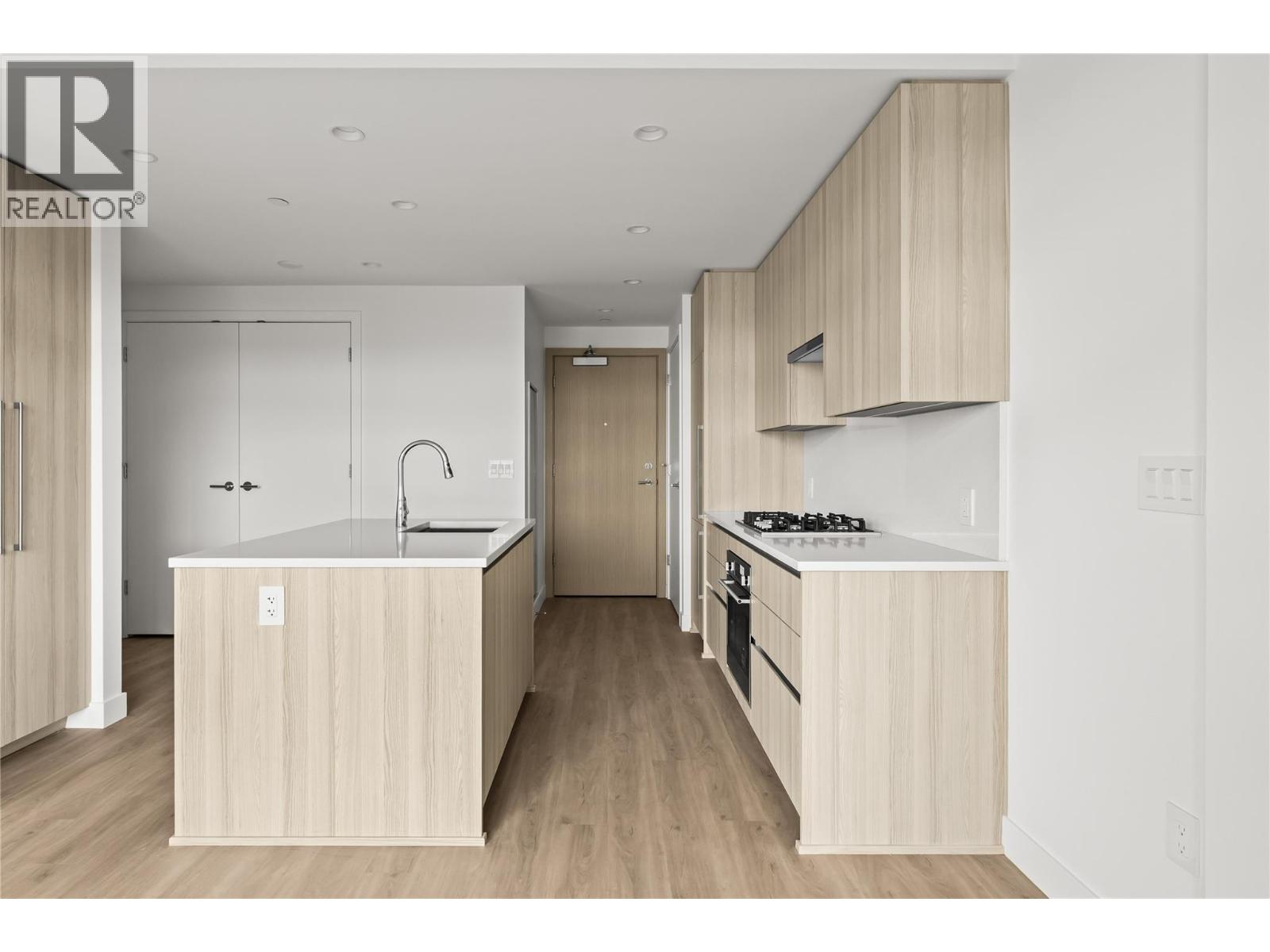 1626 Water Street Unit# 2705