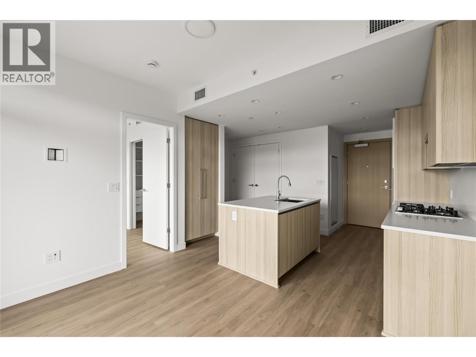 1626 Water Street Unit# 2705