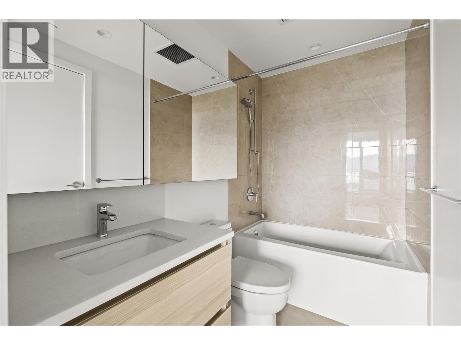 1626 Water Street Unit# 2705