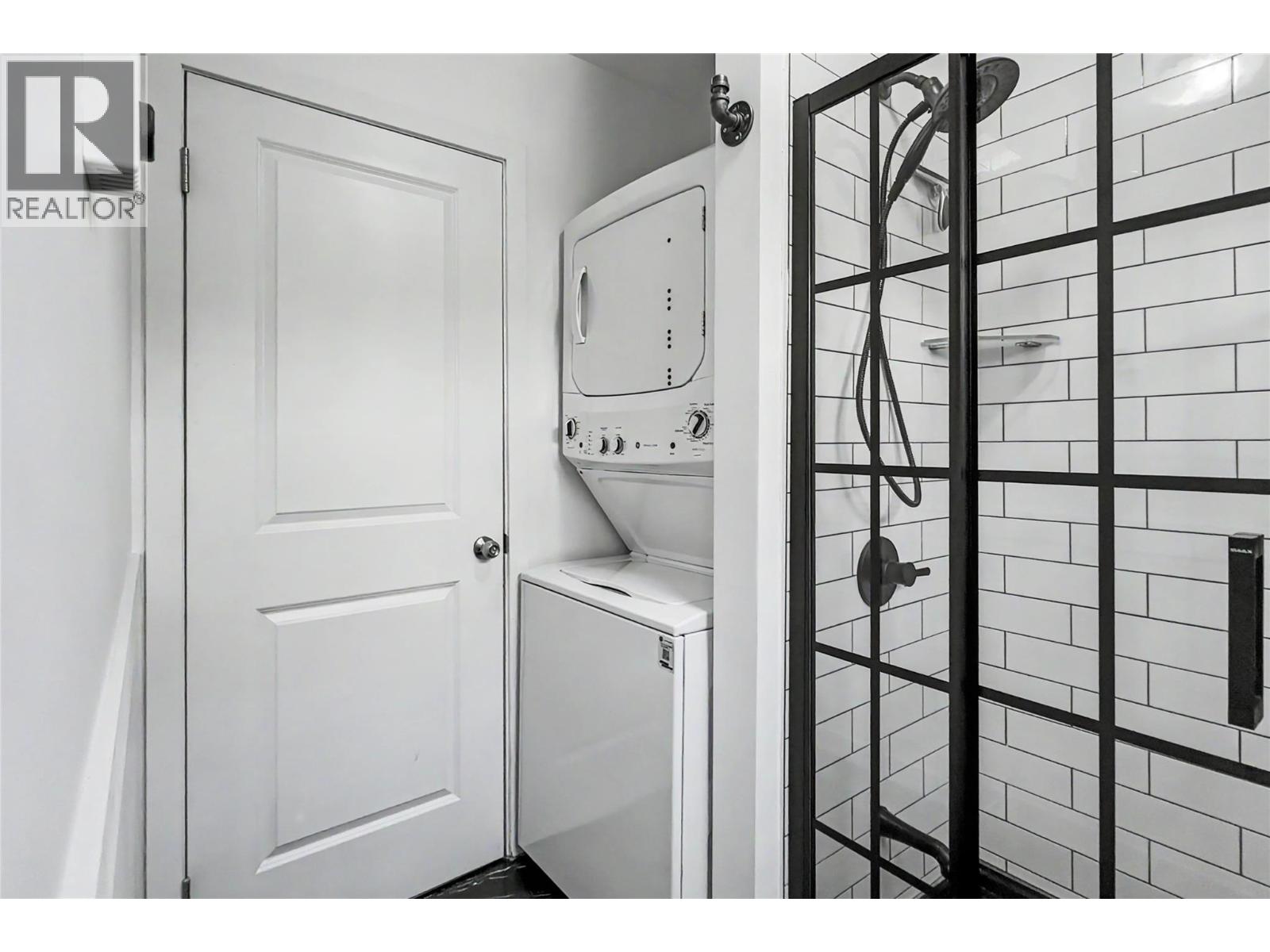 1985 Burtch Road Unit# 13
