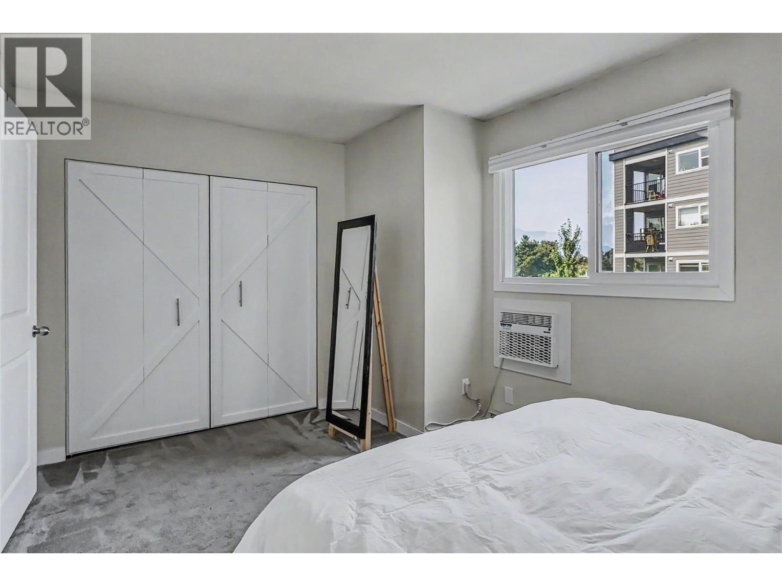 1985 Burtch Road Unit# 13