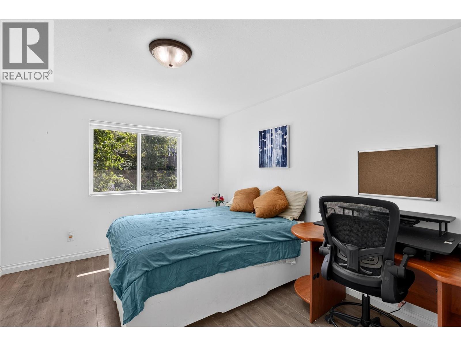 1669 Autumn Road