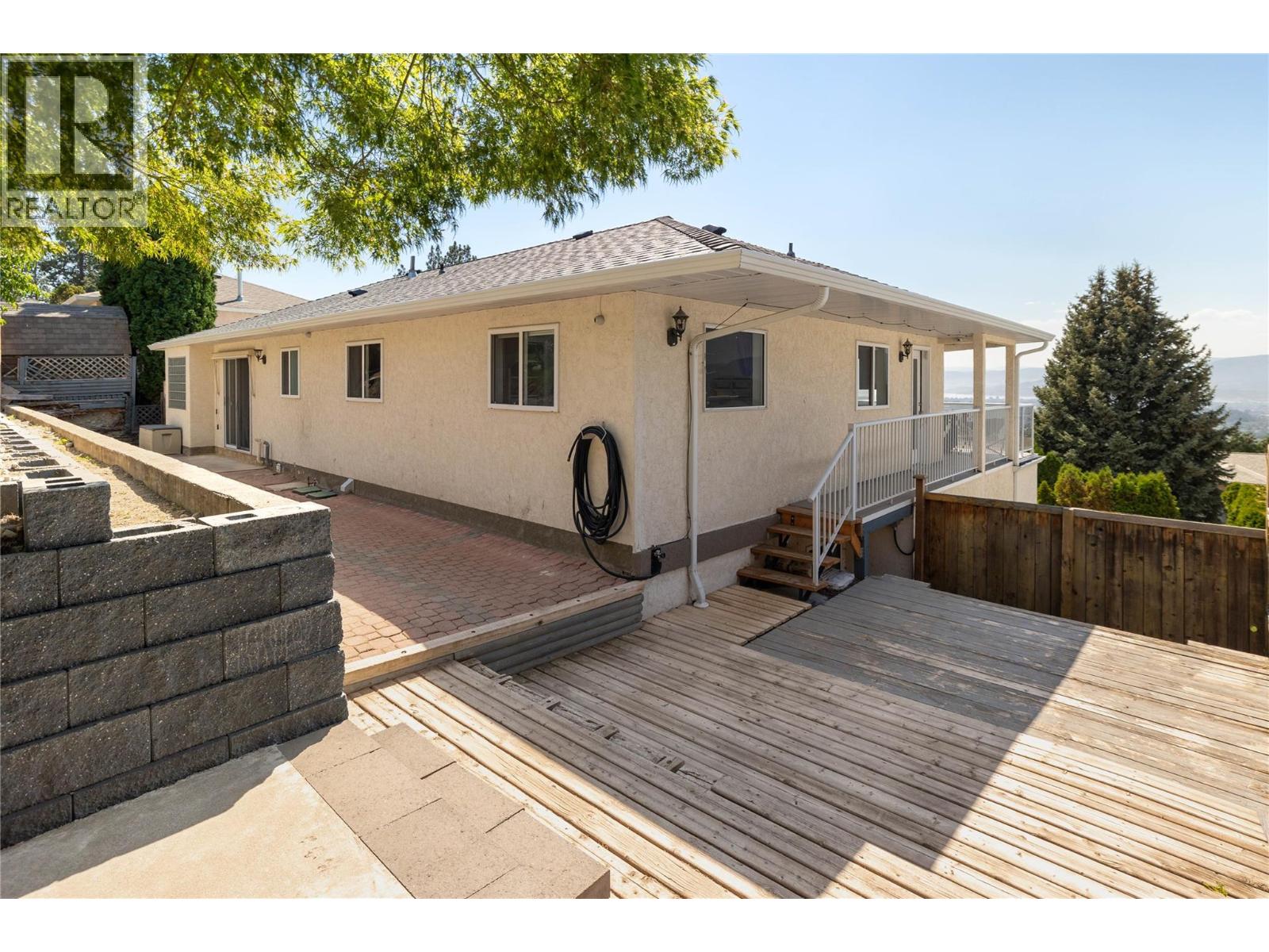 877 Toovey Road