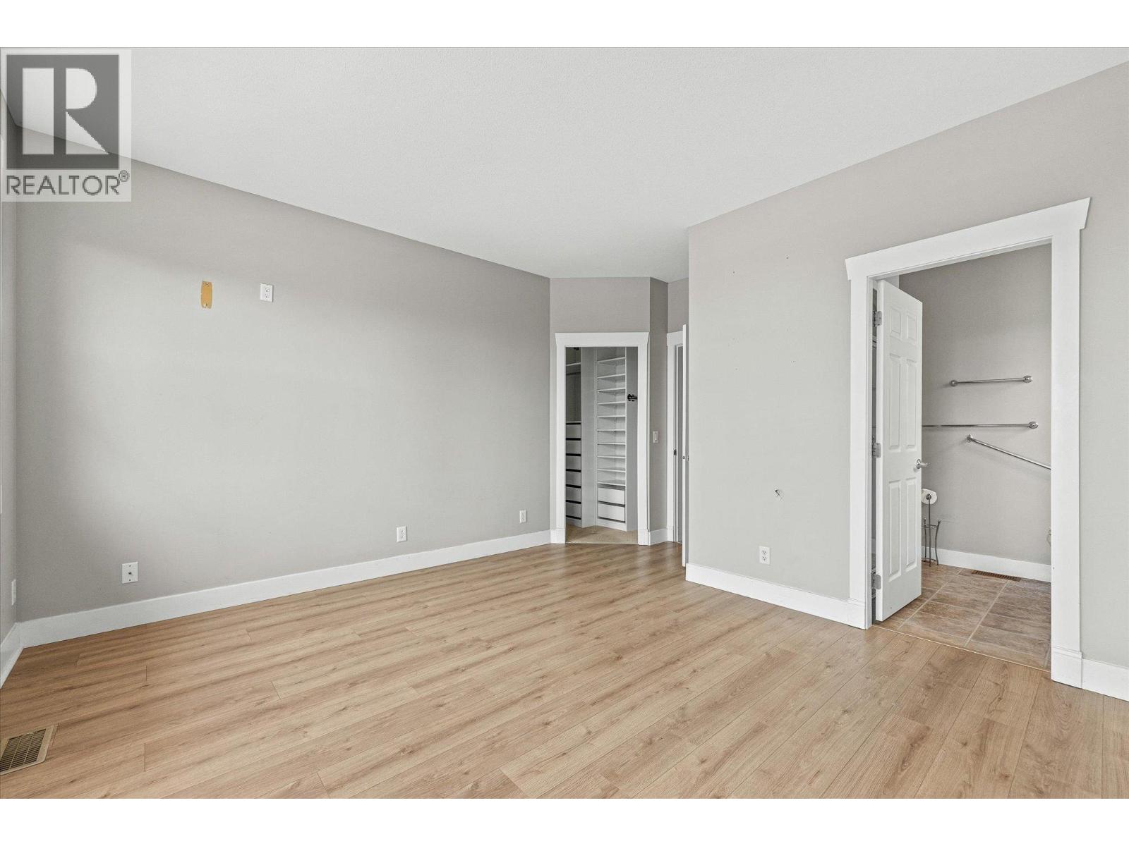 574 Gowen Place