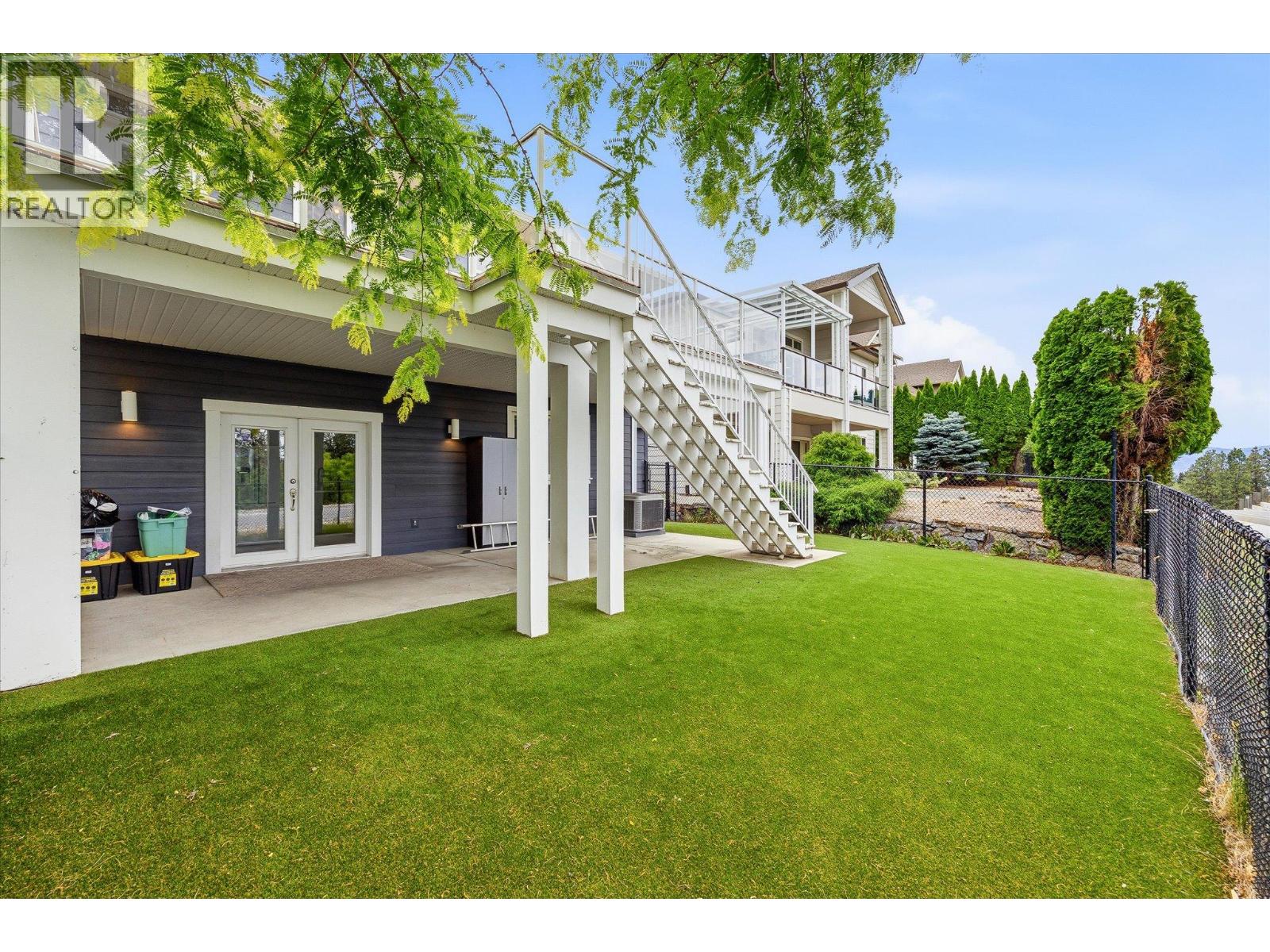 574 Gowen Place