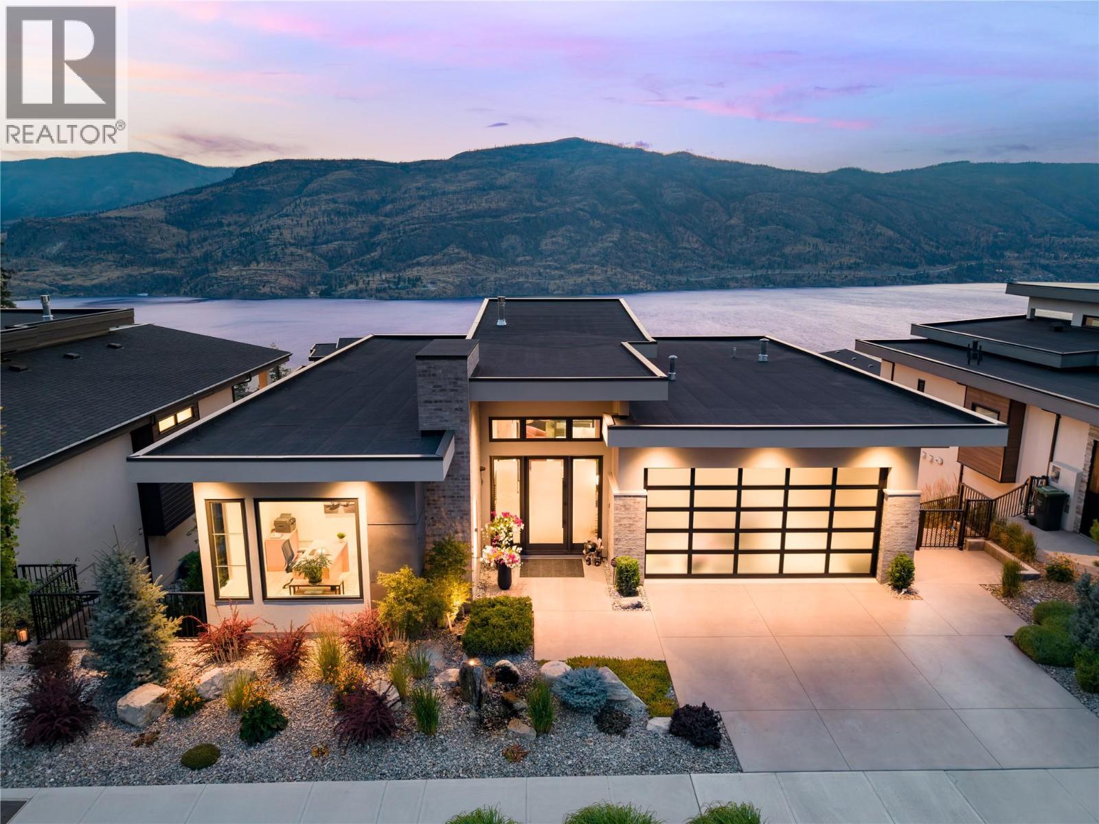538 Clifton Court