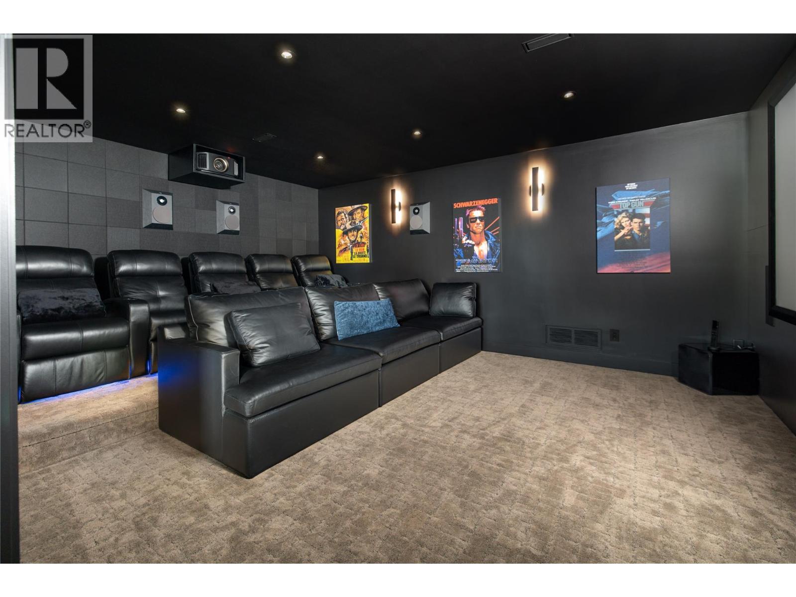 538 Clifton Court