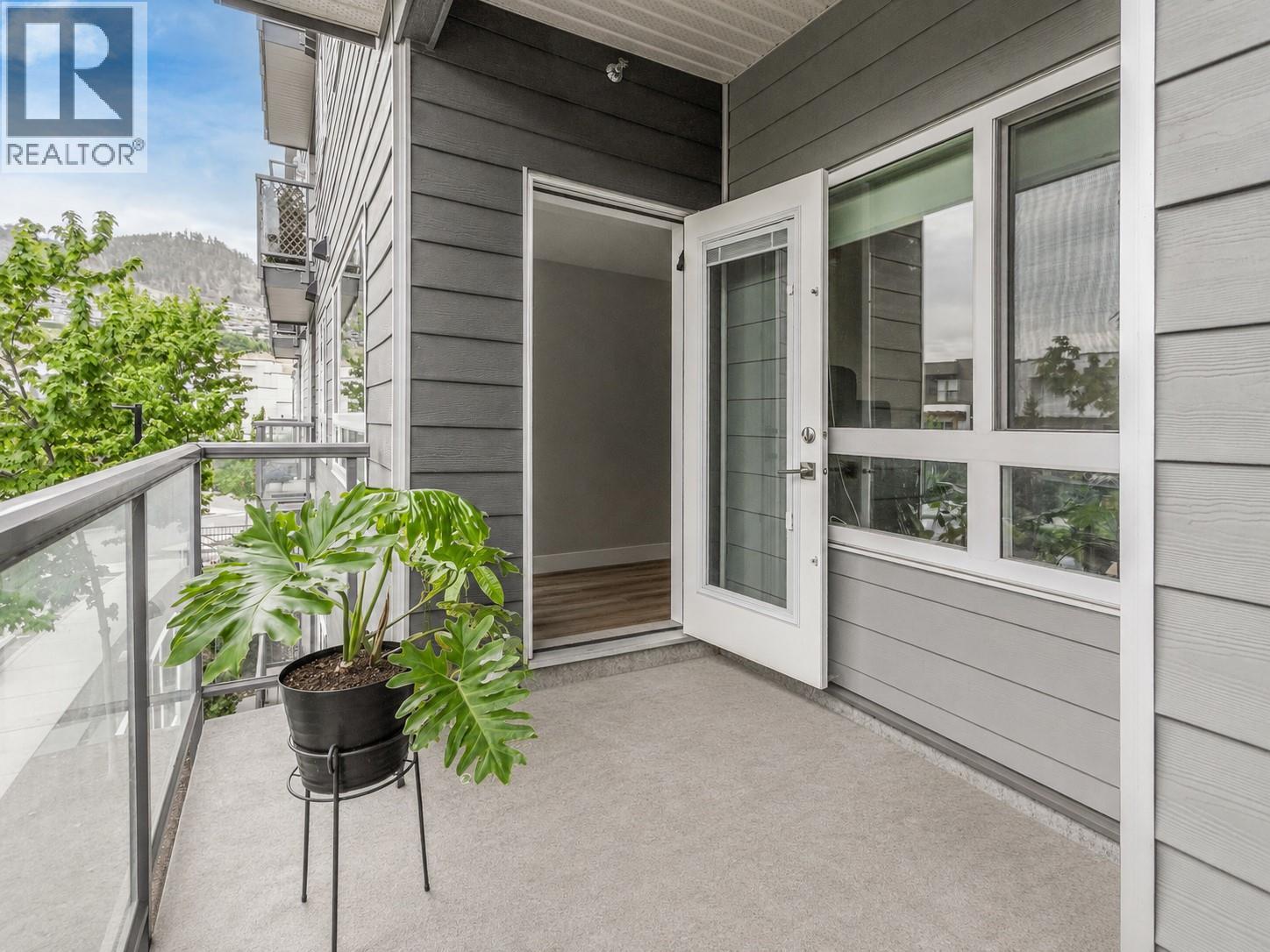 722 Valley Road Unit# 200