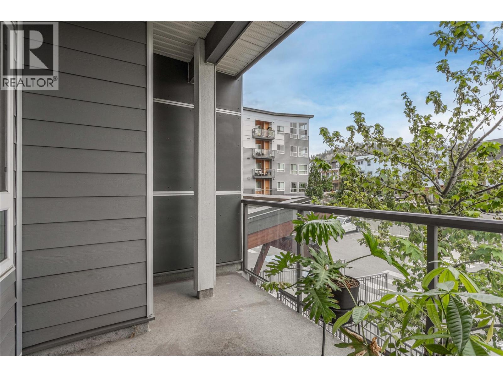 722 Valley Road Unit# 200