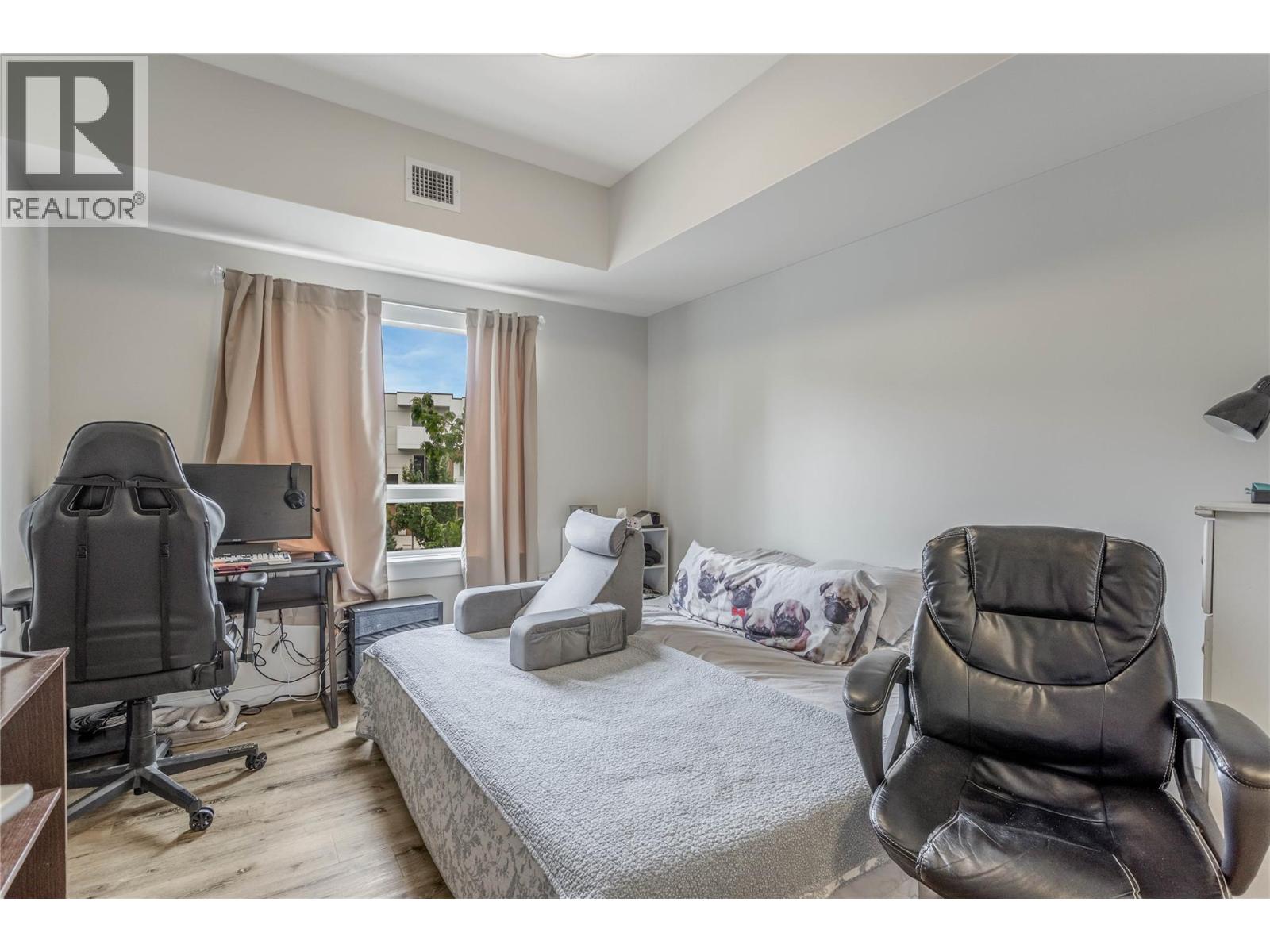 722 Valley Road Unit# 200