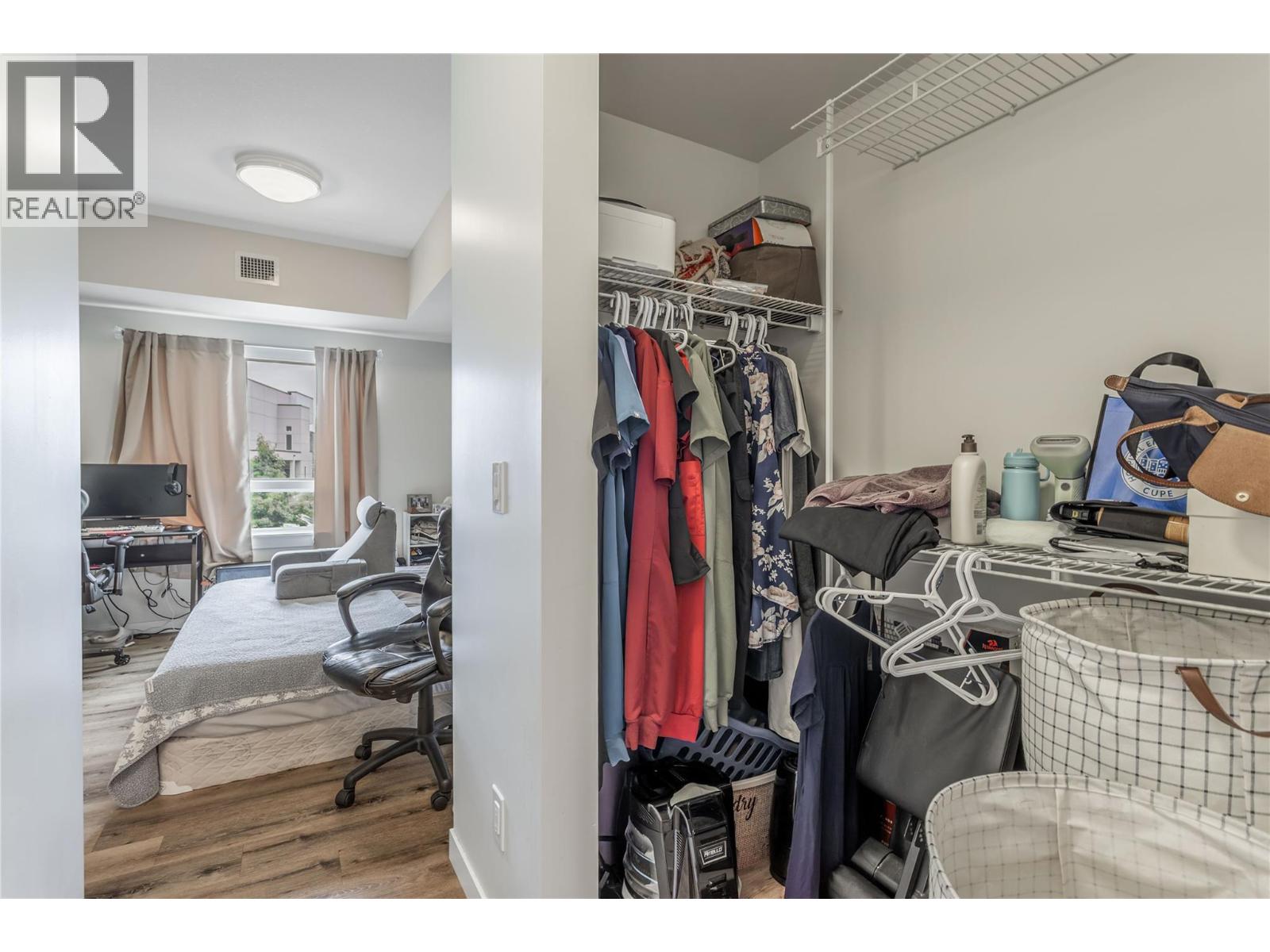 722 Valley Road Unit# 200