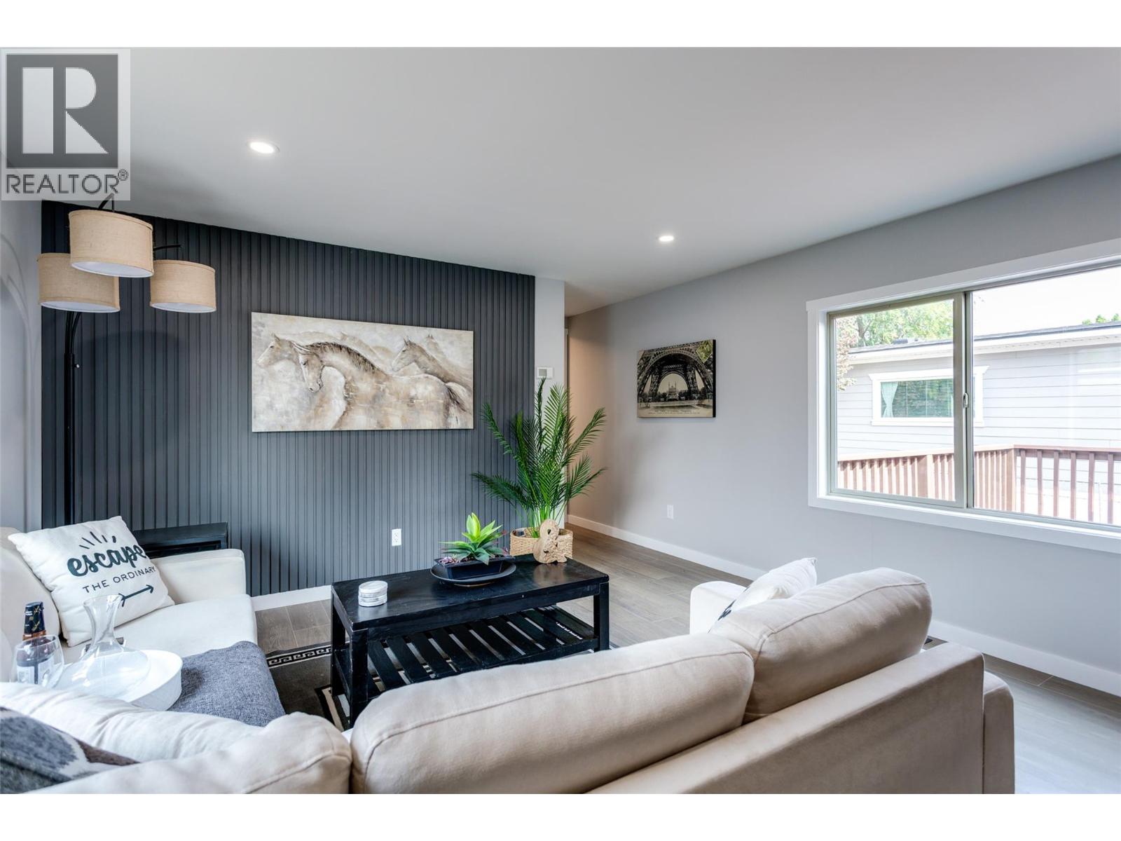 1999 Highway 97 Highway S Unit# 174