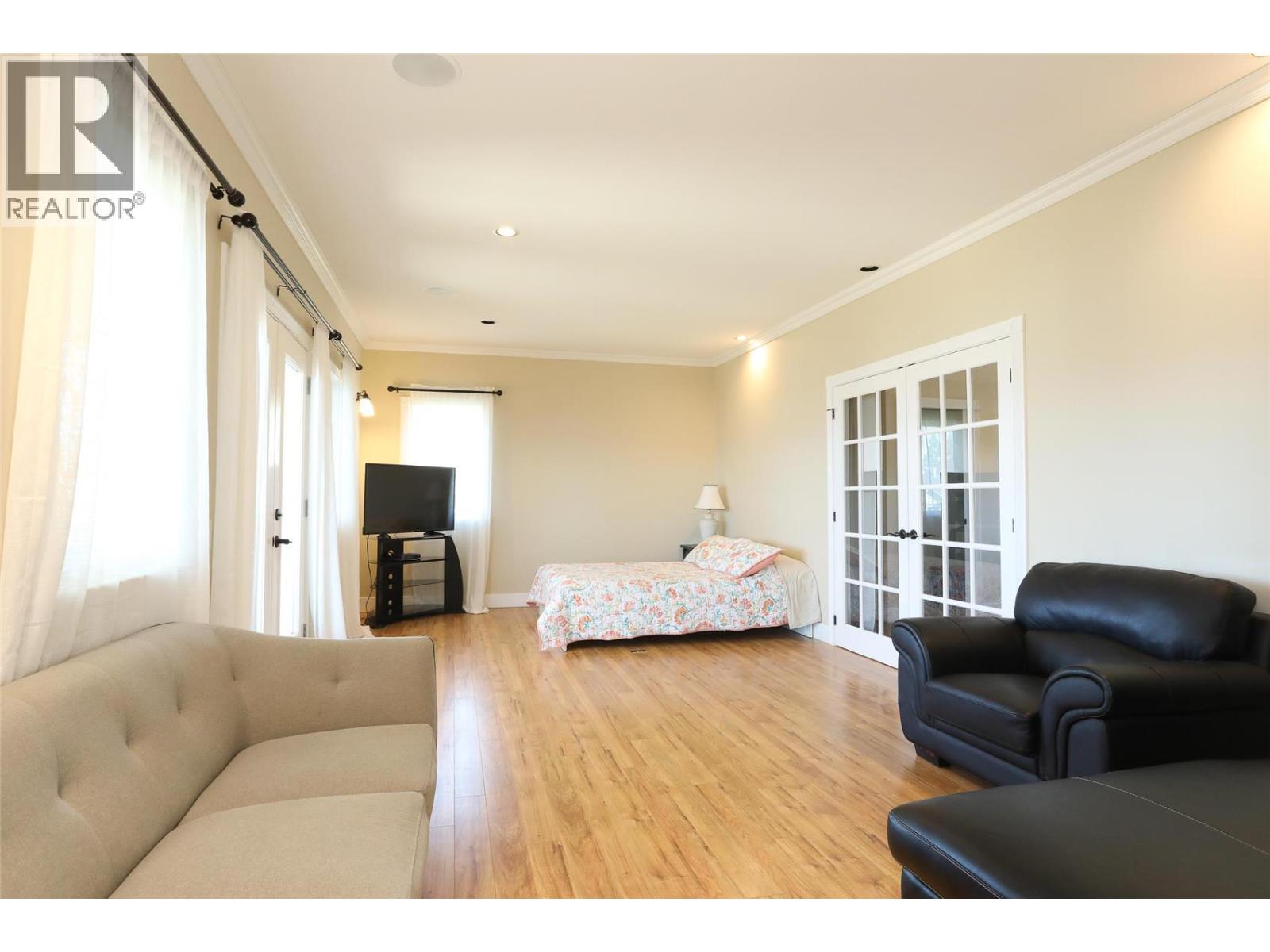 390 Quilchena Drive