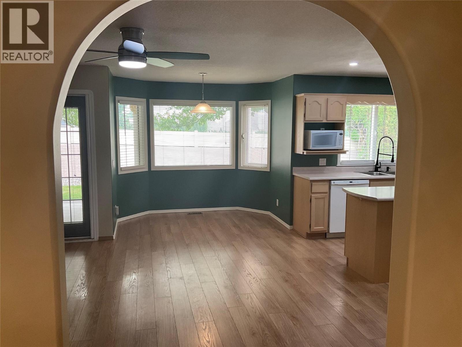 615 Glenmeadows Road Unit# 77