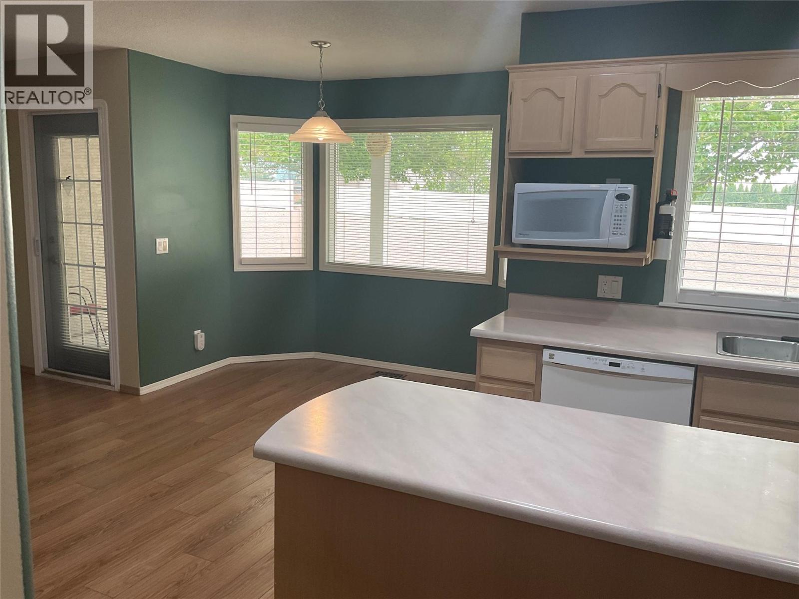 615 Glenmeadows Road Unit# 77