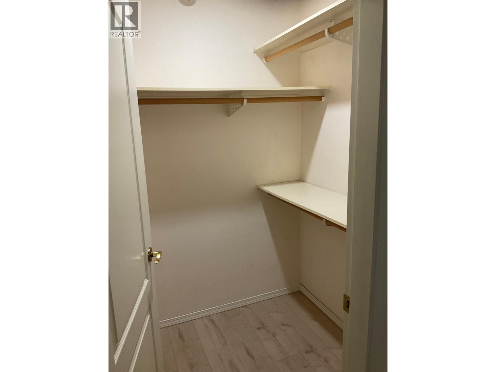 615 Glenmeadows Road Unit# 77