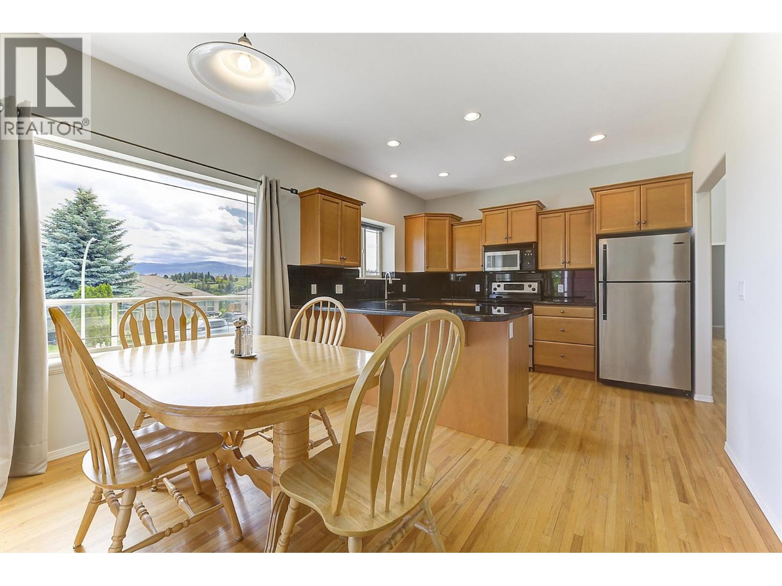 2044 Spyglass Way