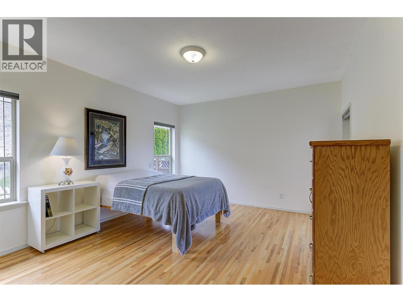 2044 Spyglass Way