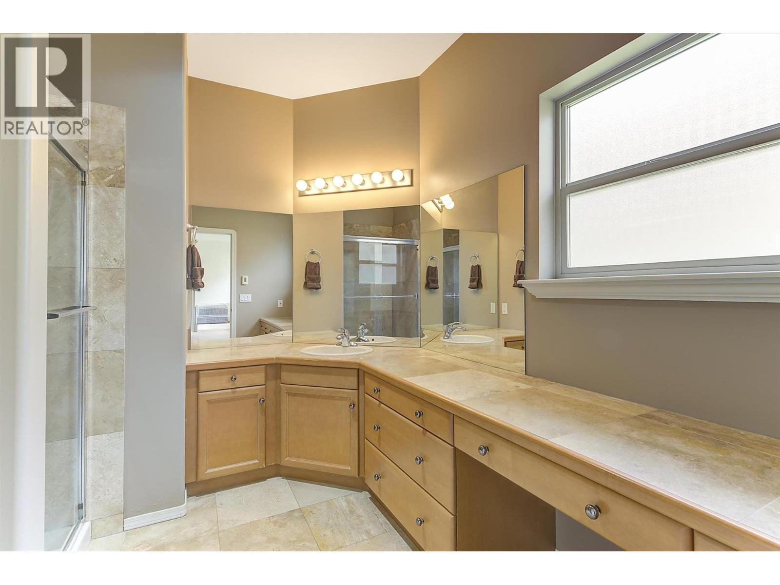 2044 Spyglass Way