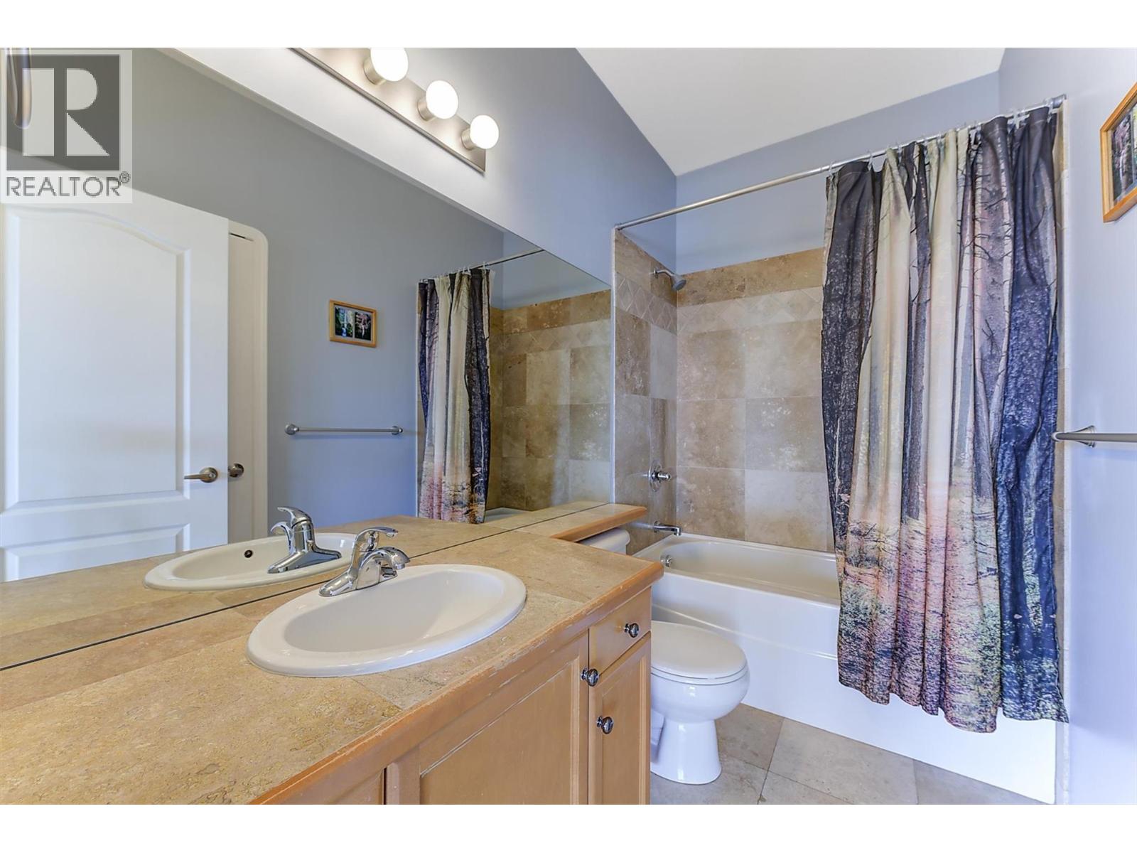 2044 Spyglass Way