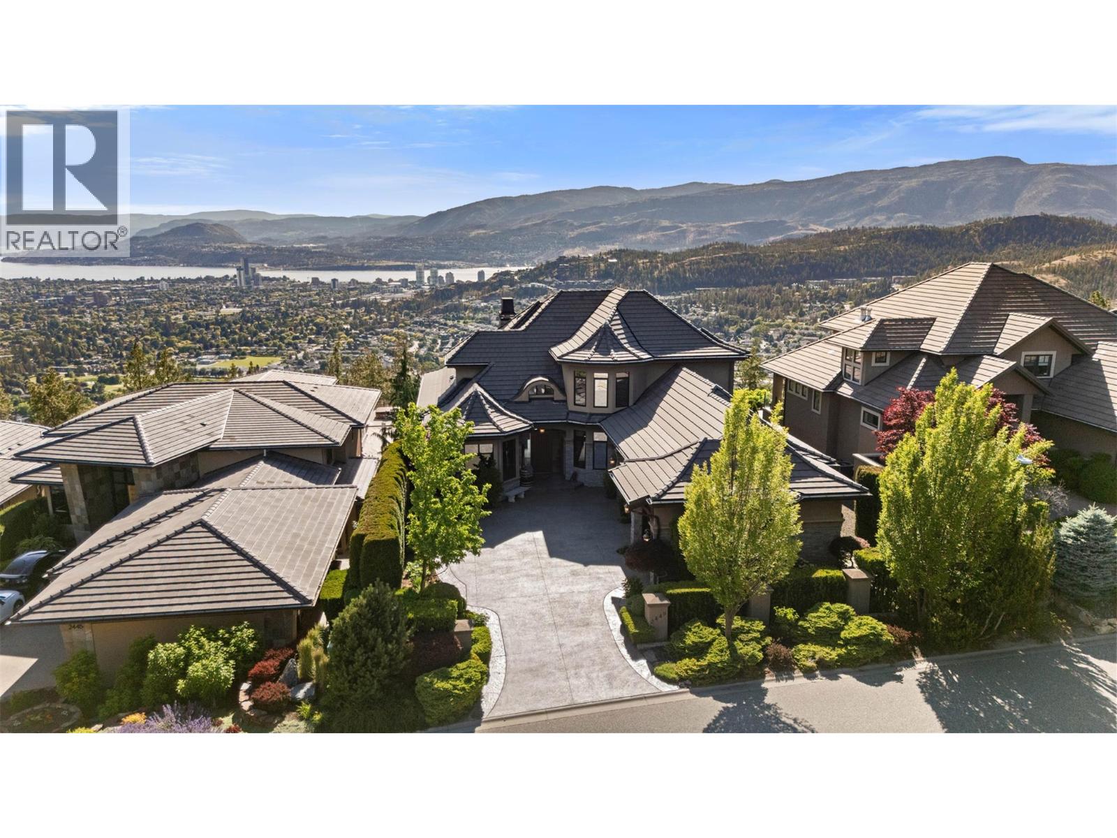 2449 Selkirk Drive