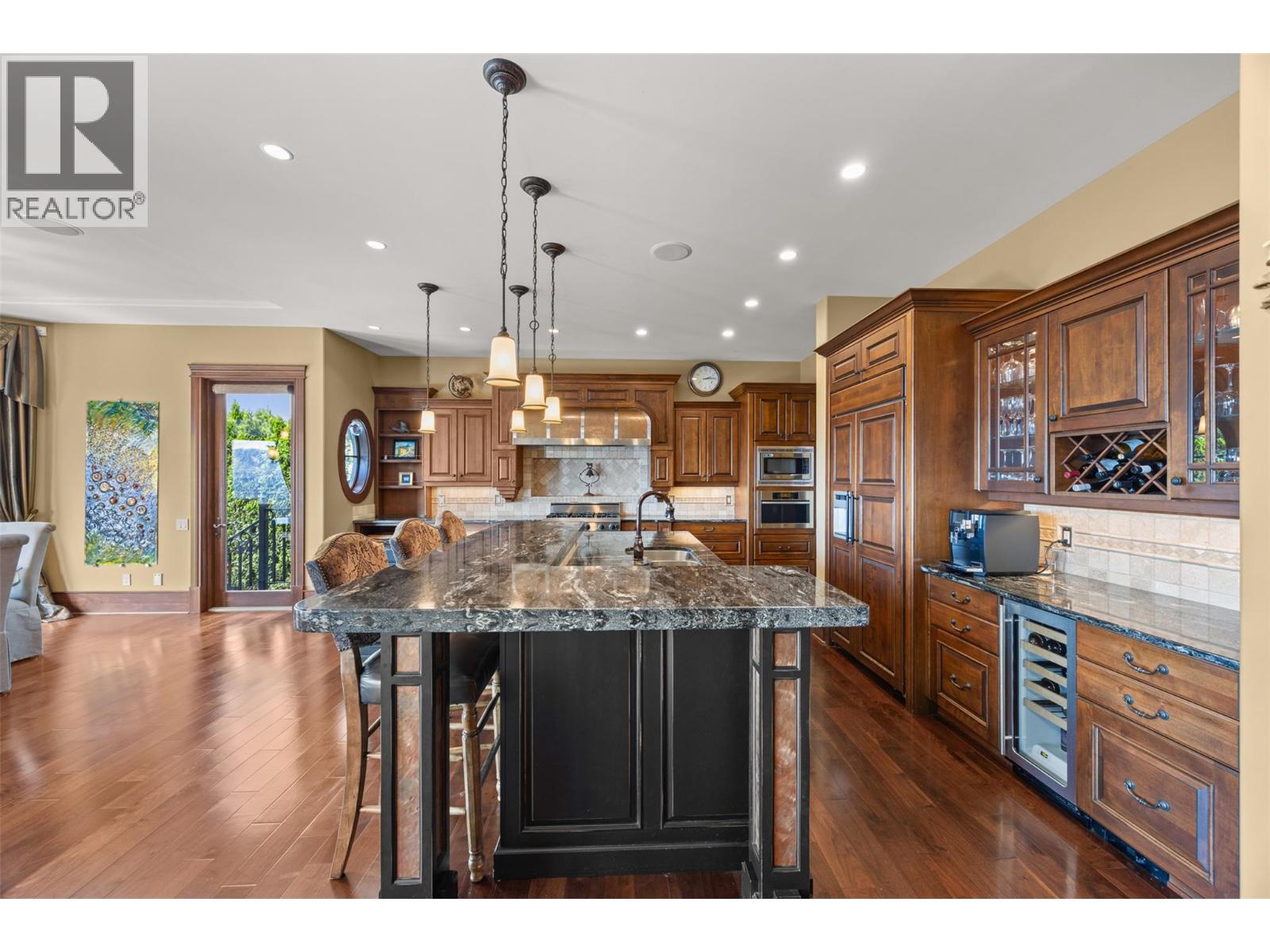 2449 Selkirk Drive