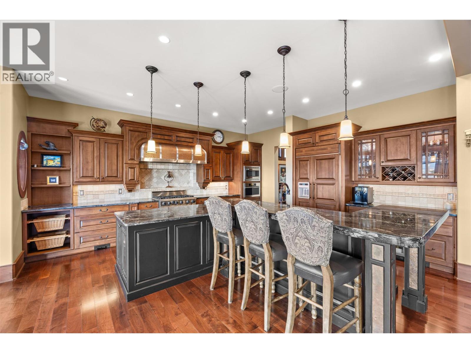 2449 Selkirk Drive