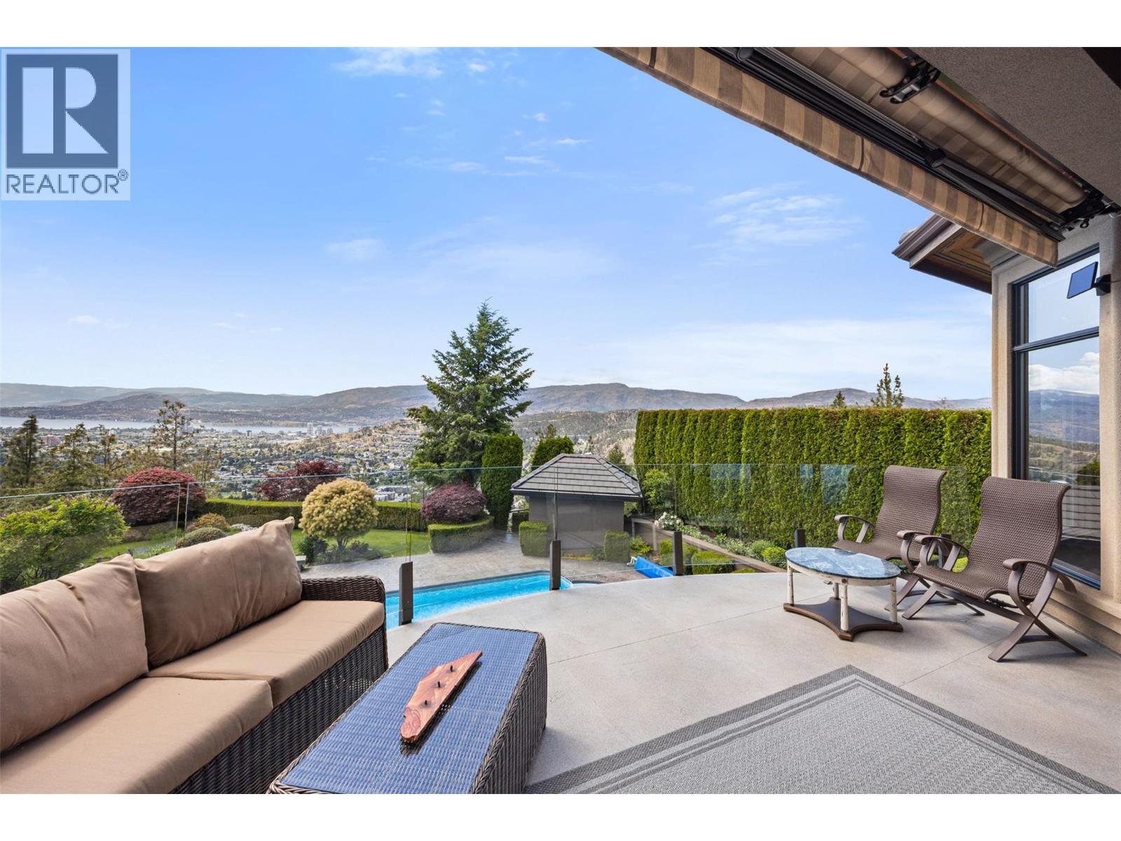 2449 Selkirk Drive