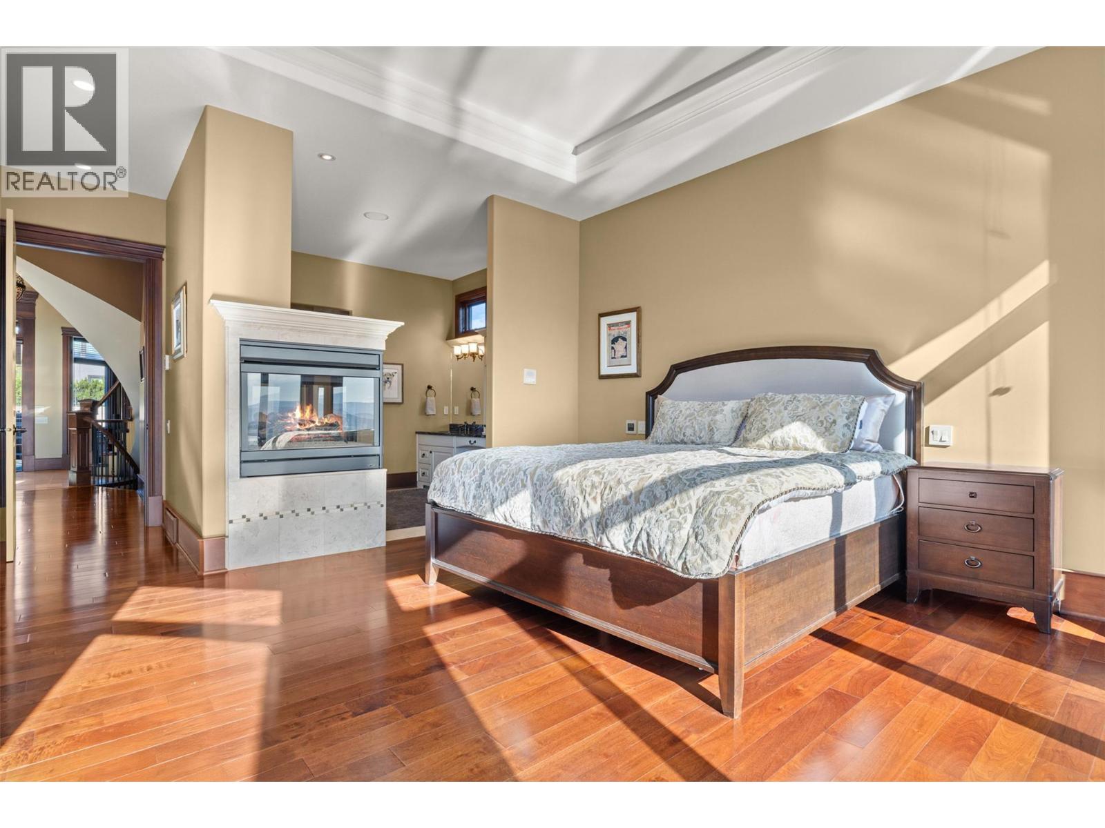 2449 Selkirk Drive