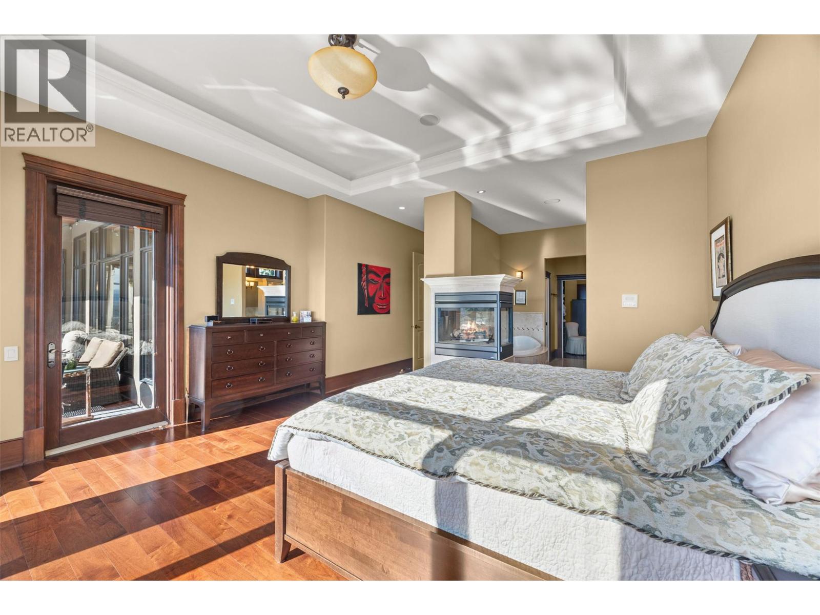 2449 Selkirk Drive
