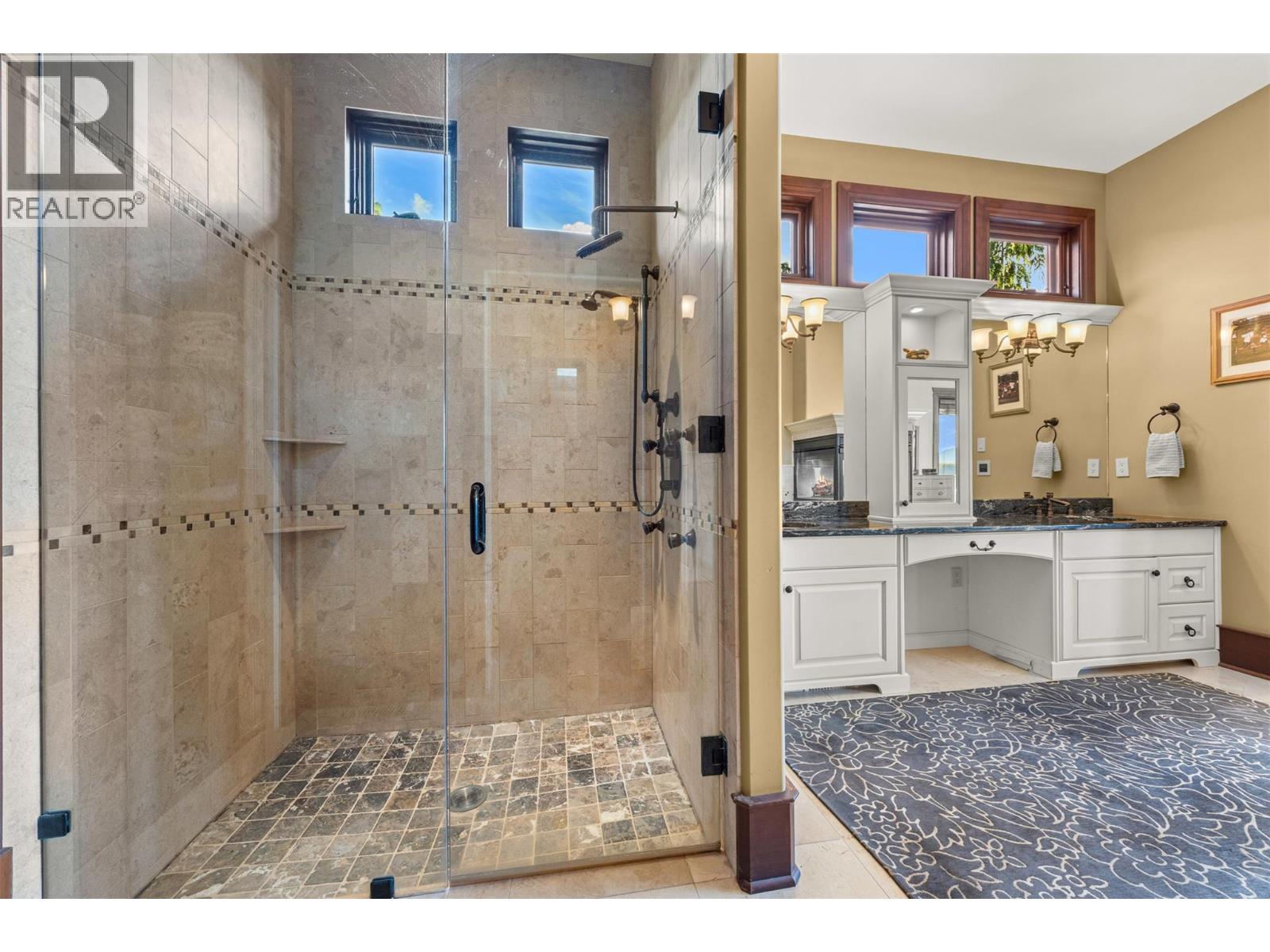 2449 Selkirk Drive
