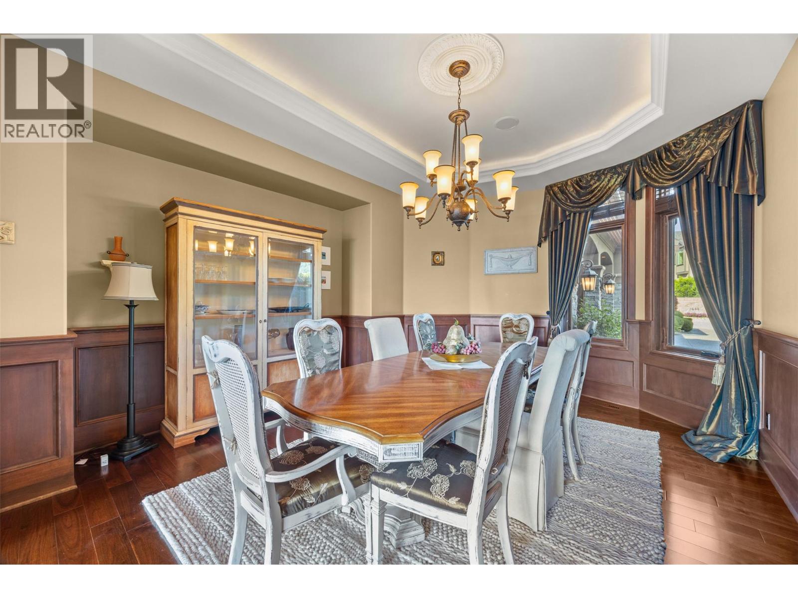 2449 Selkirk Drive