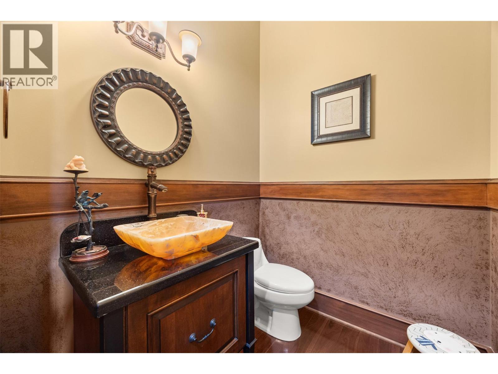 2449 Selkirk Drive