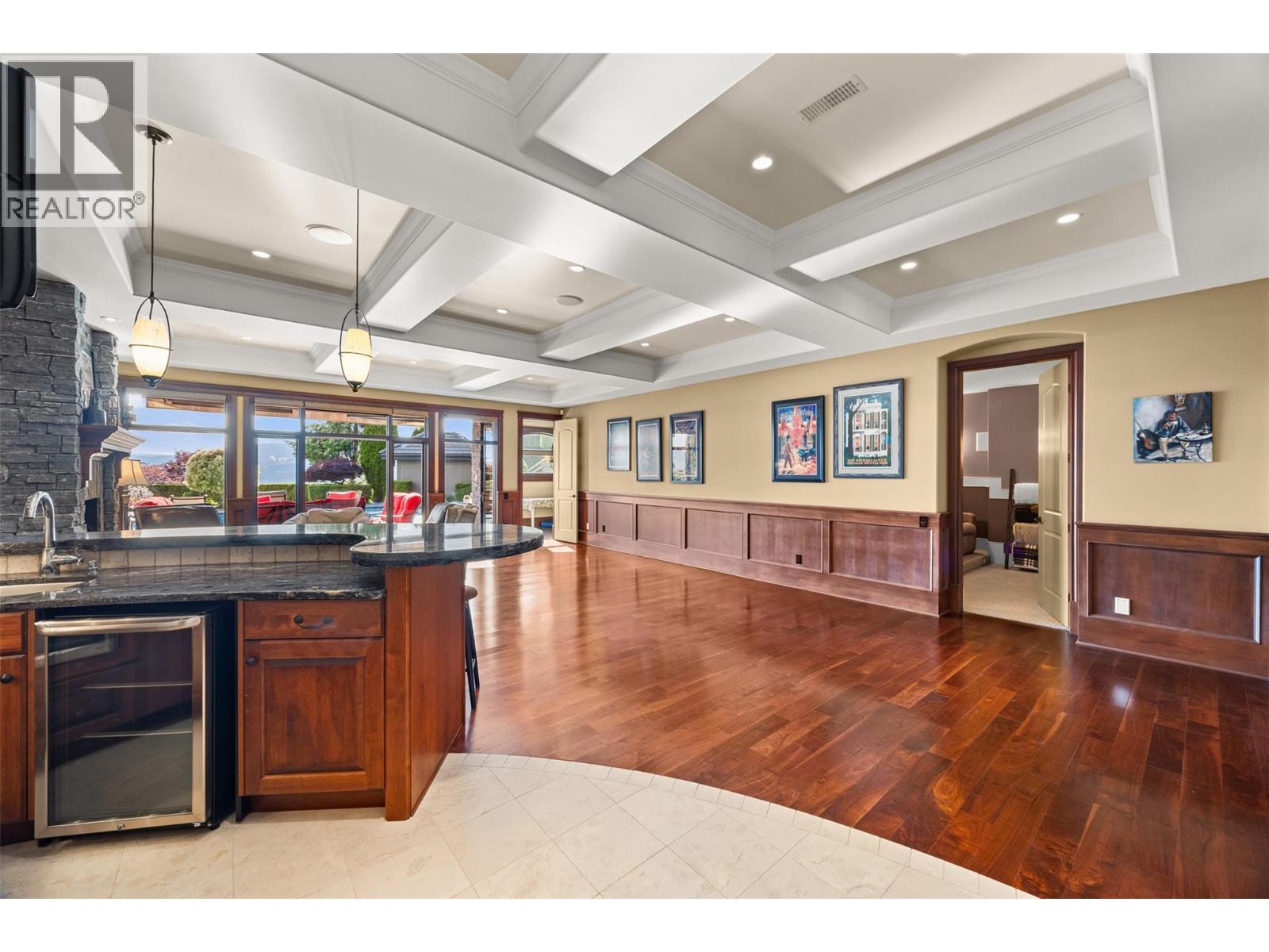 2449 Selkirk Drive