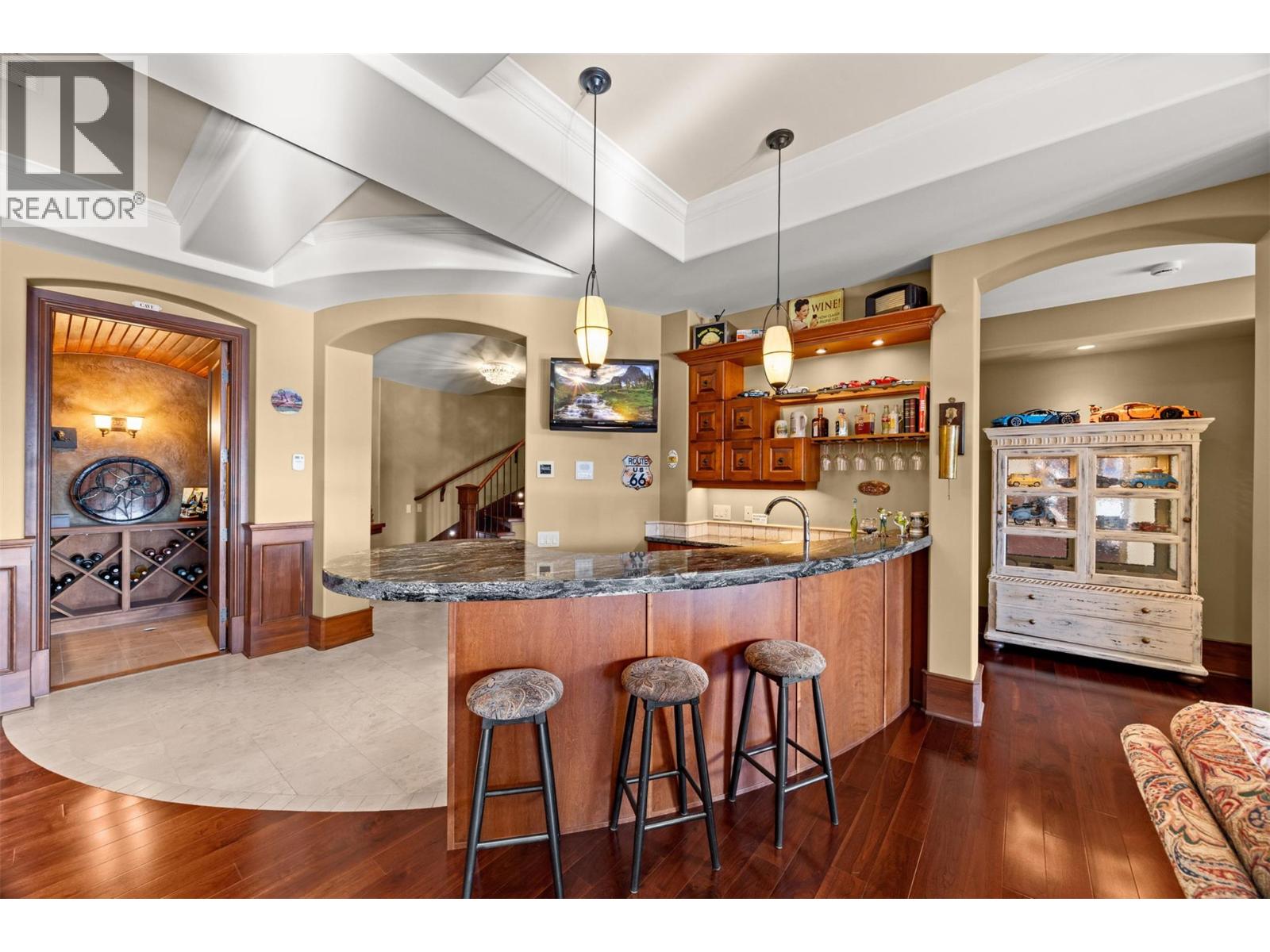 2449 Selkirk Drive