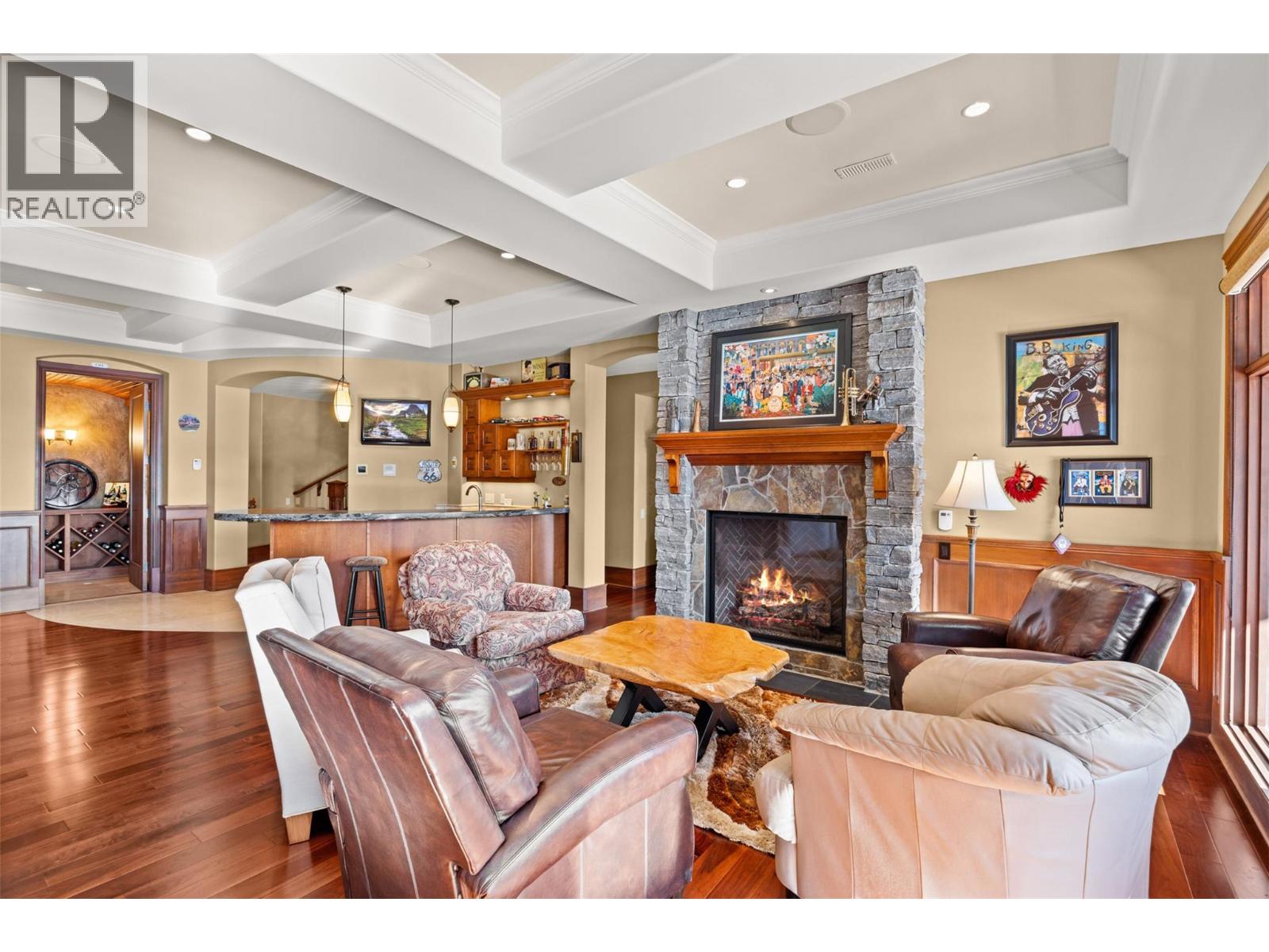 2449 Selkirk Drive