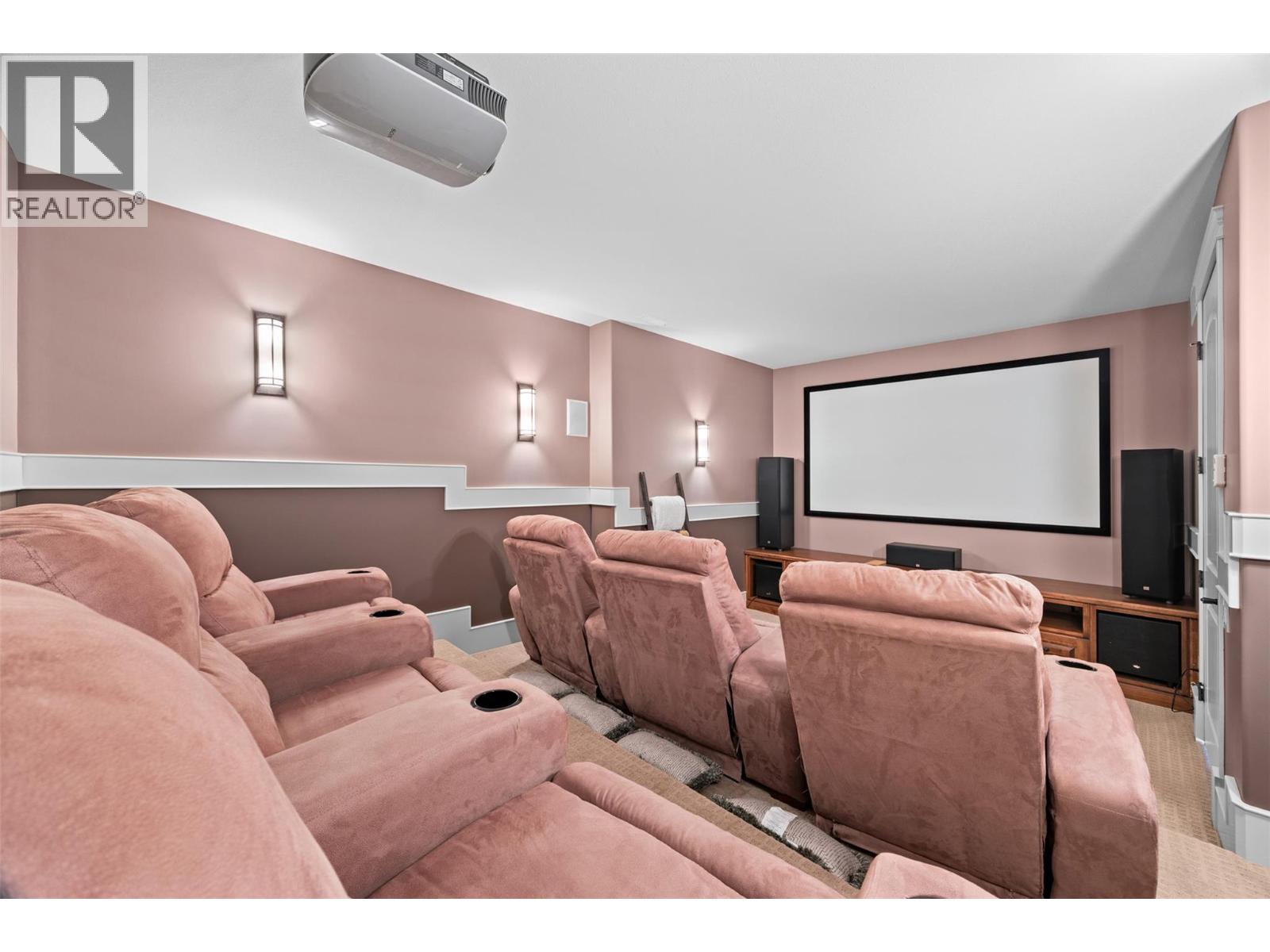 2449 Selkirk Drive