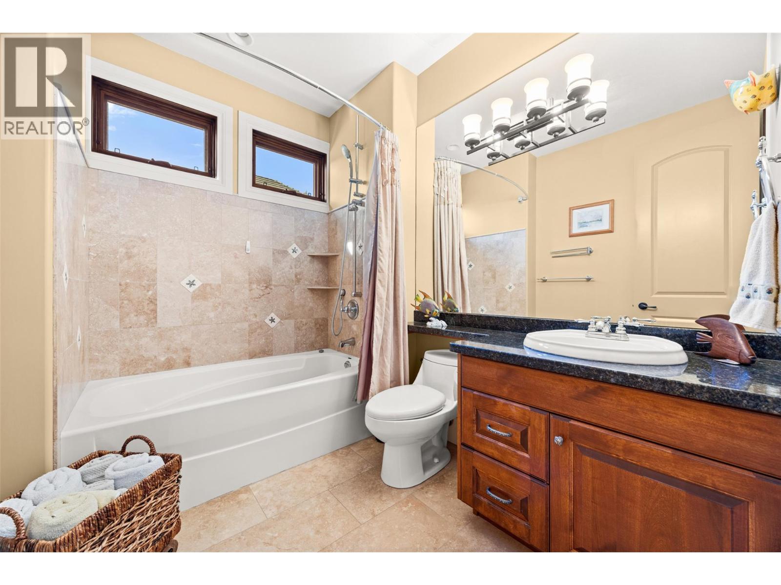 2449 Selkirk Drive