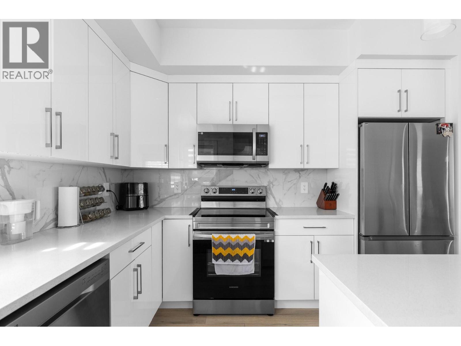 1354 Rutland Road N Unit# 2