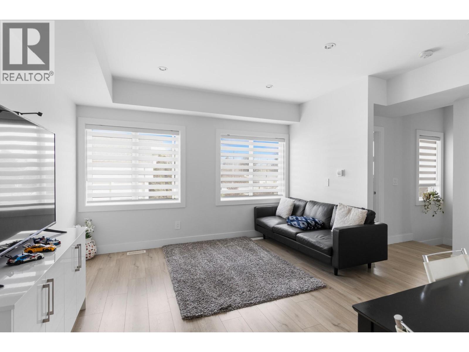 1354 Rutland Road N Unit# 2