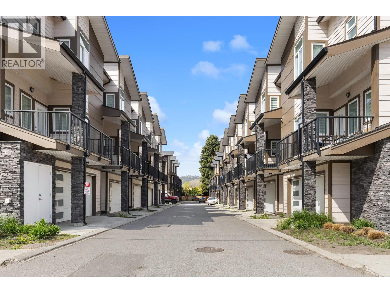 1354 Rutland Road N Unit# 2