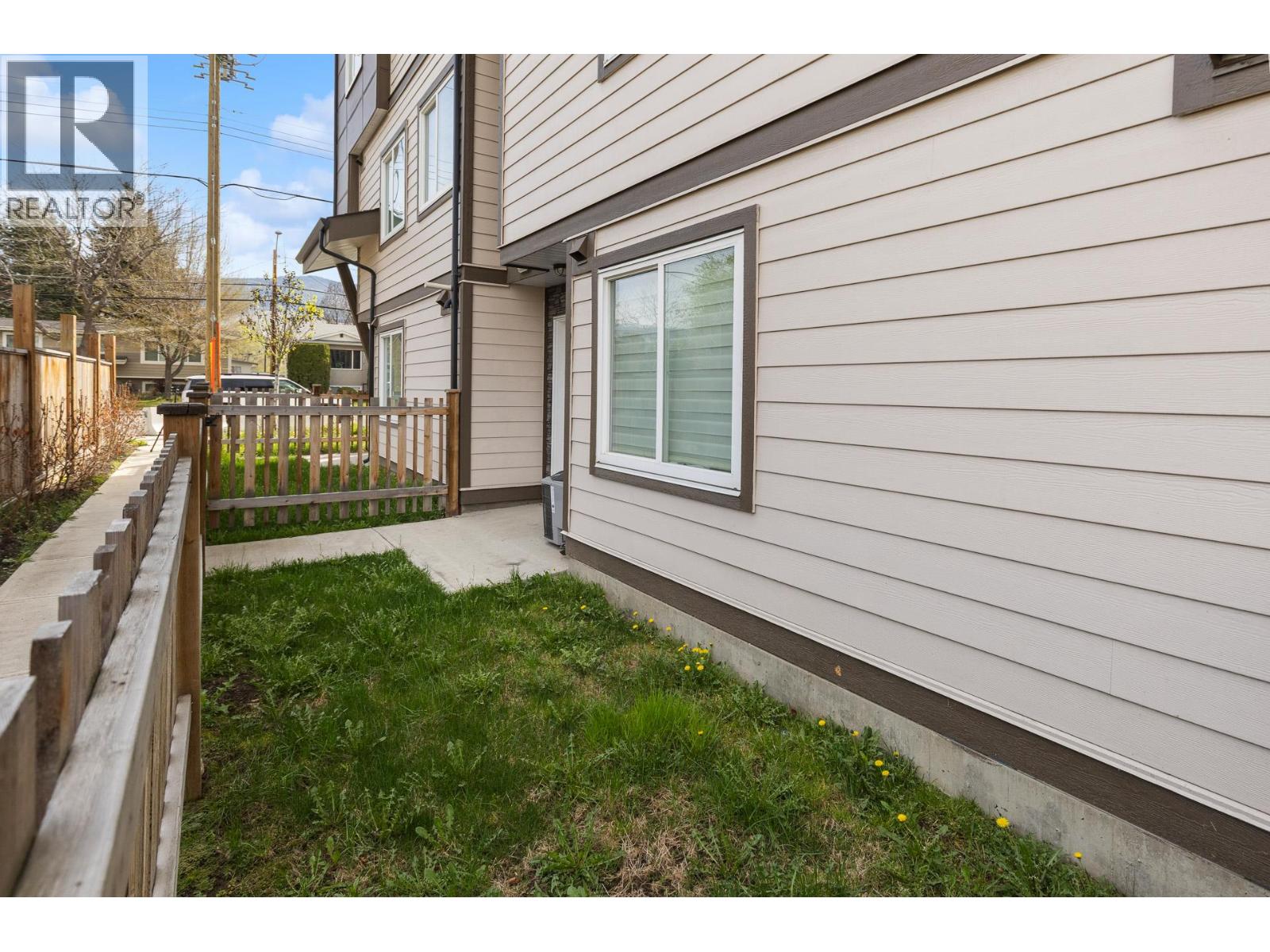 1354 Rutland Road N Unit# 2
