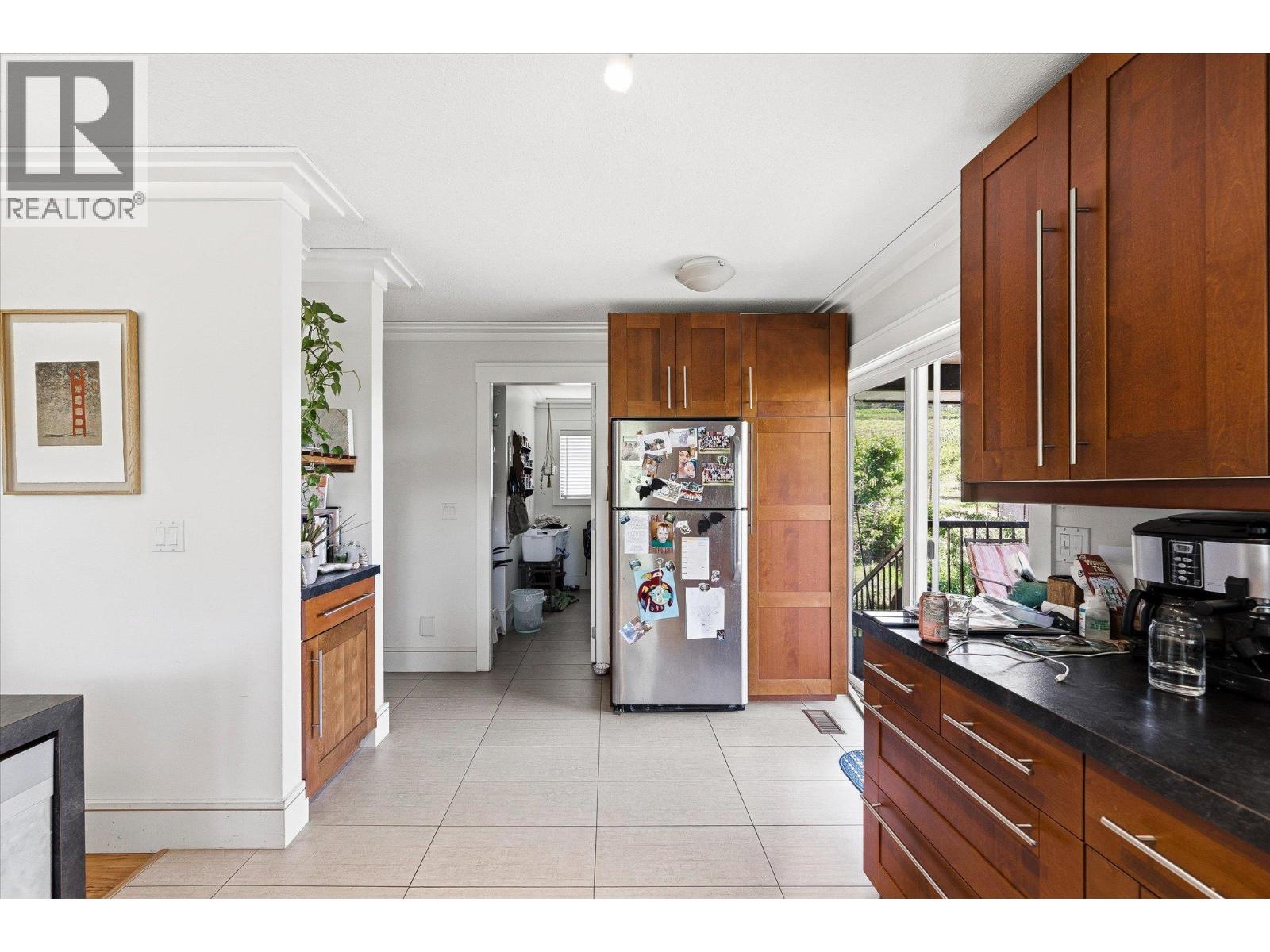 319 Valley Road
